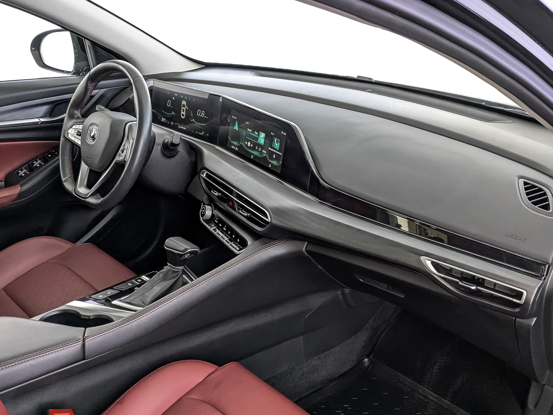 CHANGAN Eado plus 1.40 (150 л.с), автомат, 2023, пробег 17 290 км