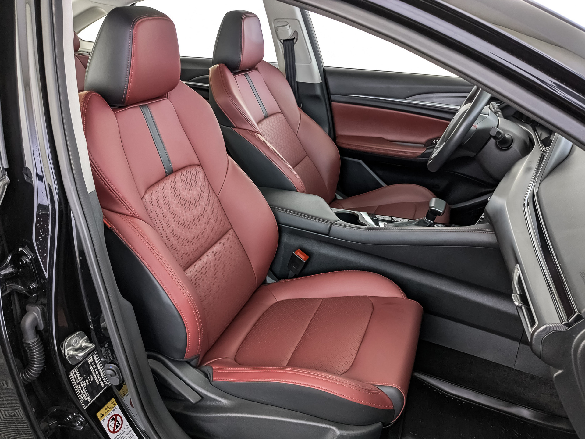 CHANGAN Eado plus 1.40 (150 л.с), автомат, 2023, пробег 17 290 км