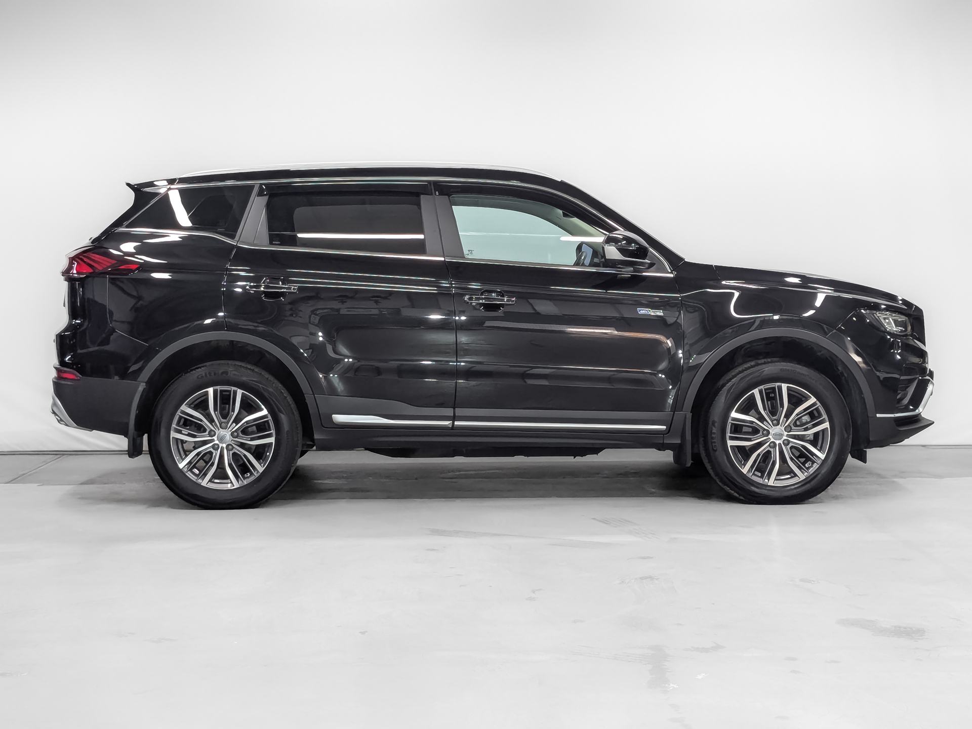GEELY Atlas Pro 1.50 (177 л.с), автомат, 2023, пробег 46 872 км