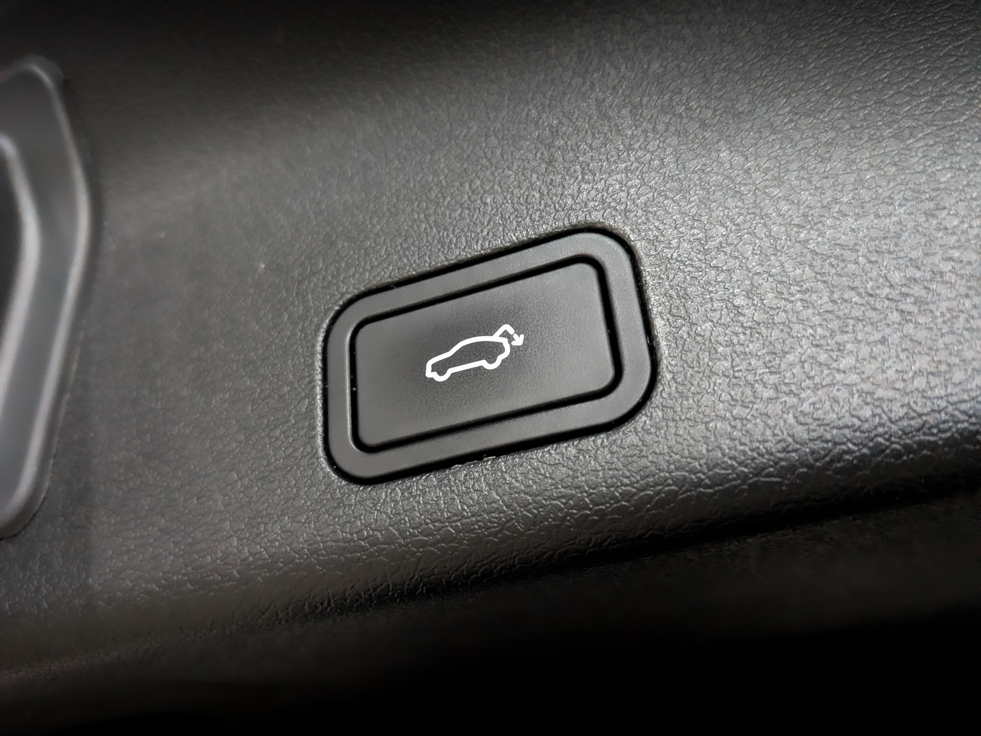 GEELY Atlas Pro 1.50 (177 л.с), автомат, 2023, пробег 46 872 км