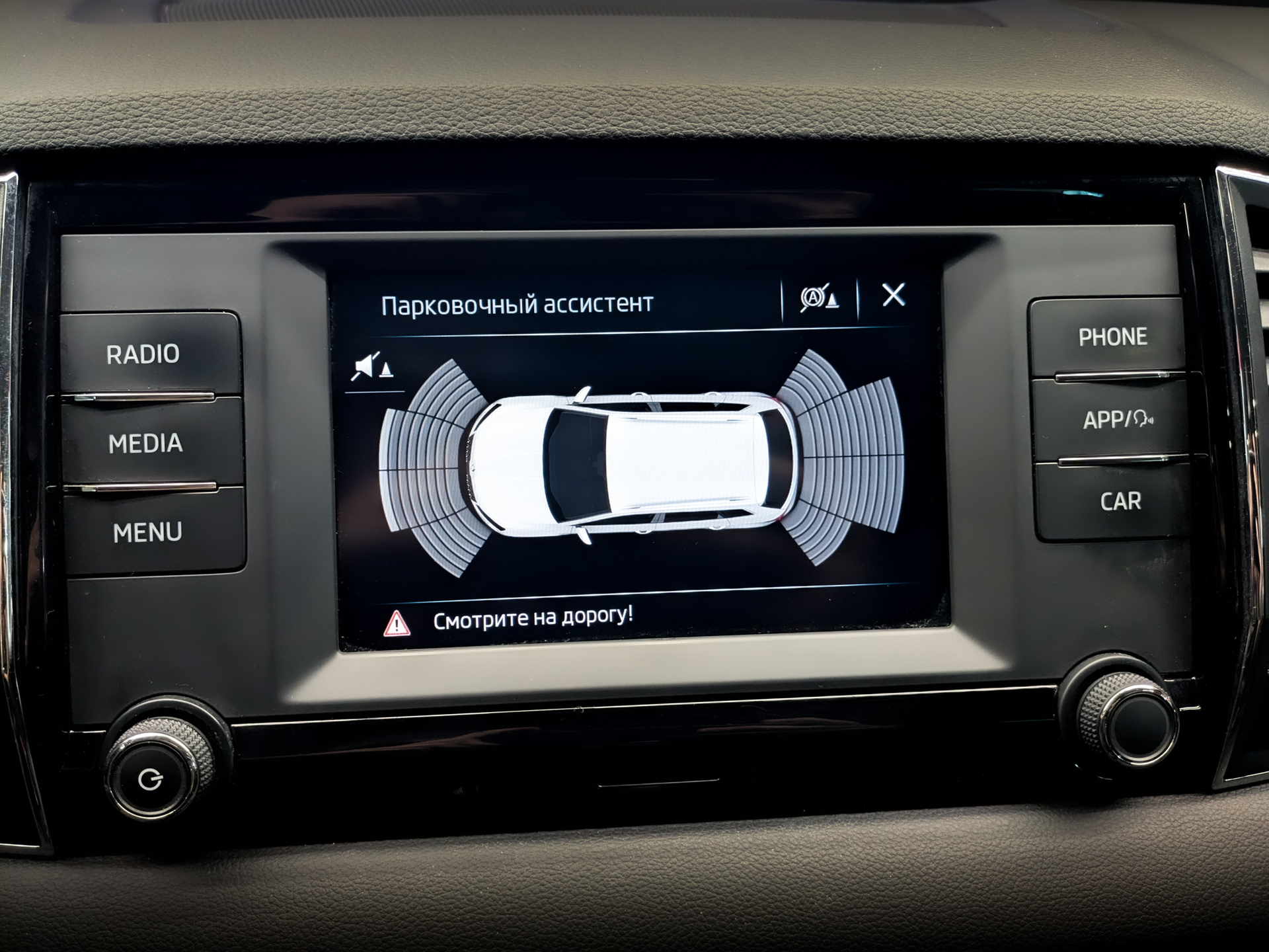 SKODA Karoq 1.40 (150 л.с), автомат, 2020, пробег 155 170 км