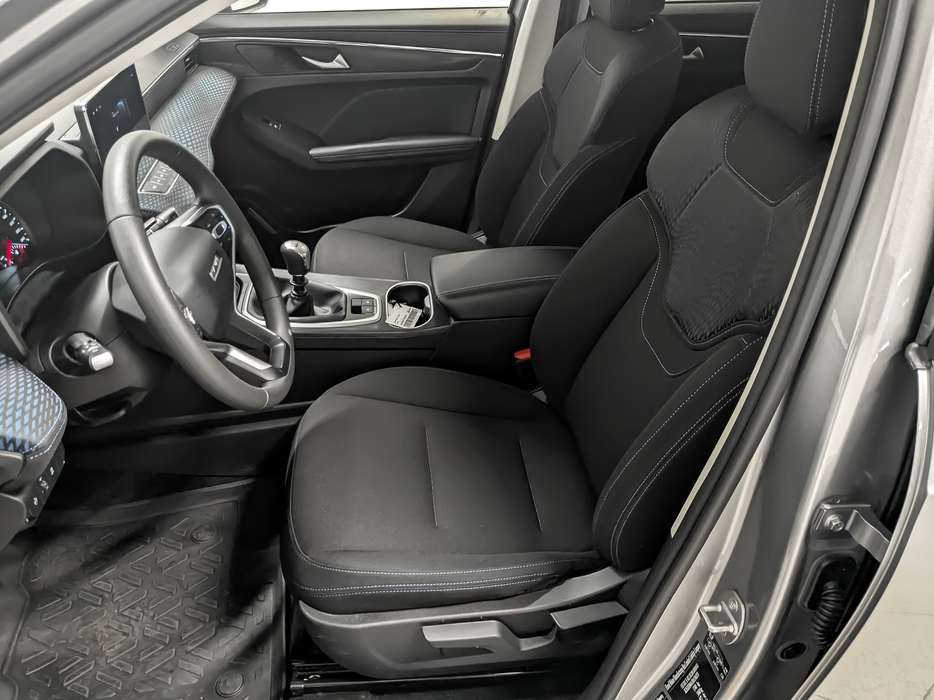 HAVAL Jolion 1.50 (143 л.с), механическая, 2024, пробег 21 500 км