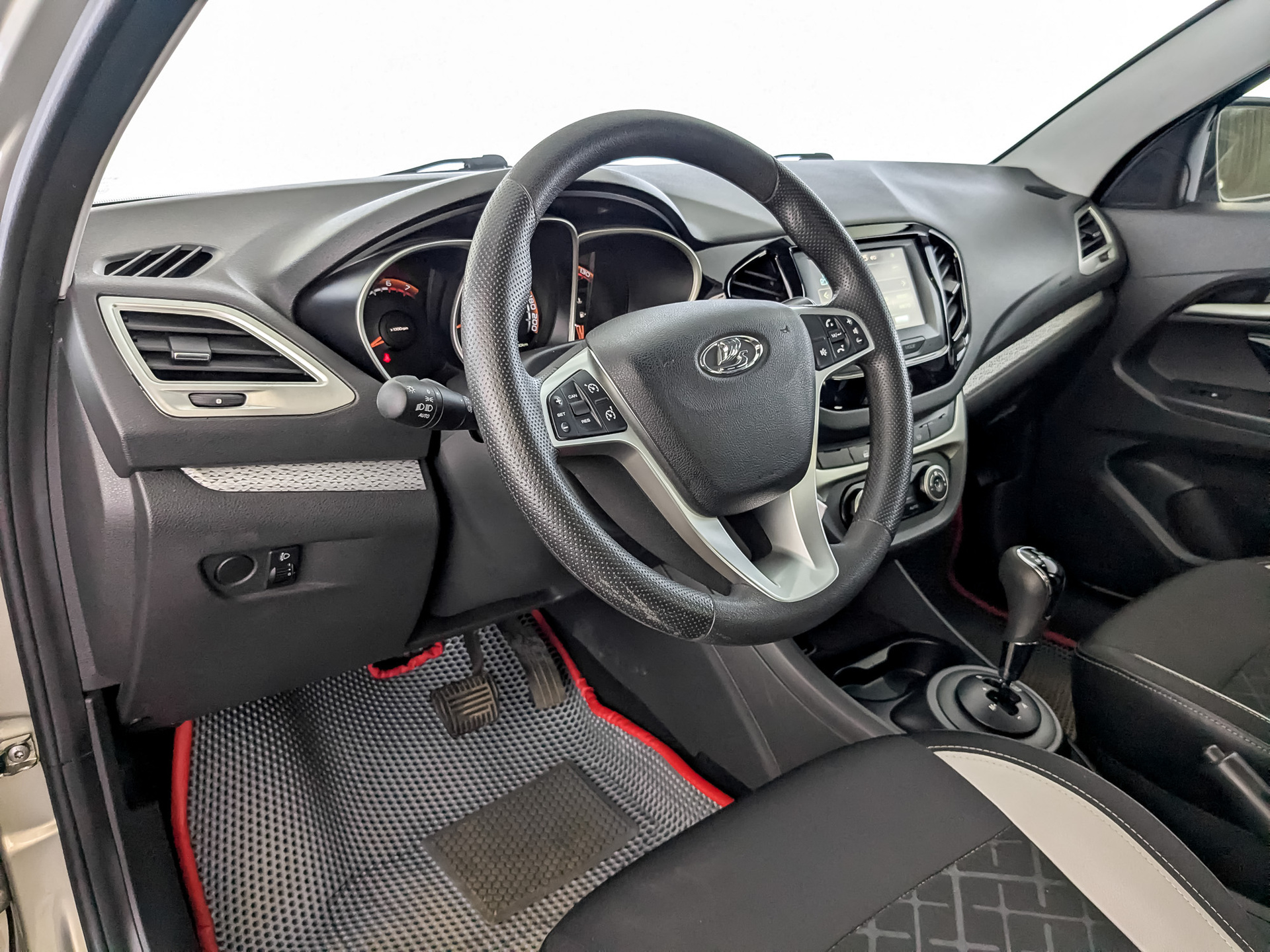 LADA Vesta 1.80 (122 л.с), автомат, 2018, пробег 61 371 км