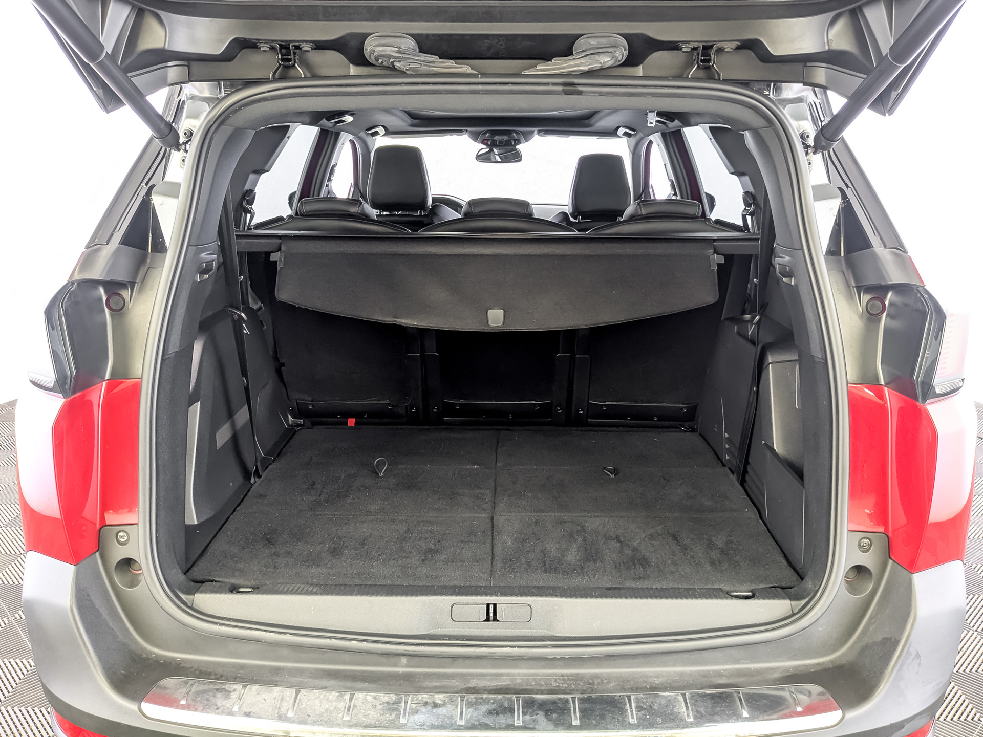 PEUGEOT 5008 1.60 (150 л.с), автомат, 2020, пробег 64 734 км