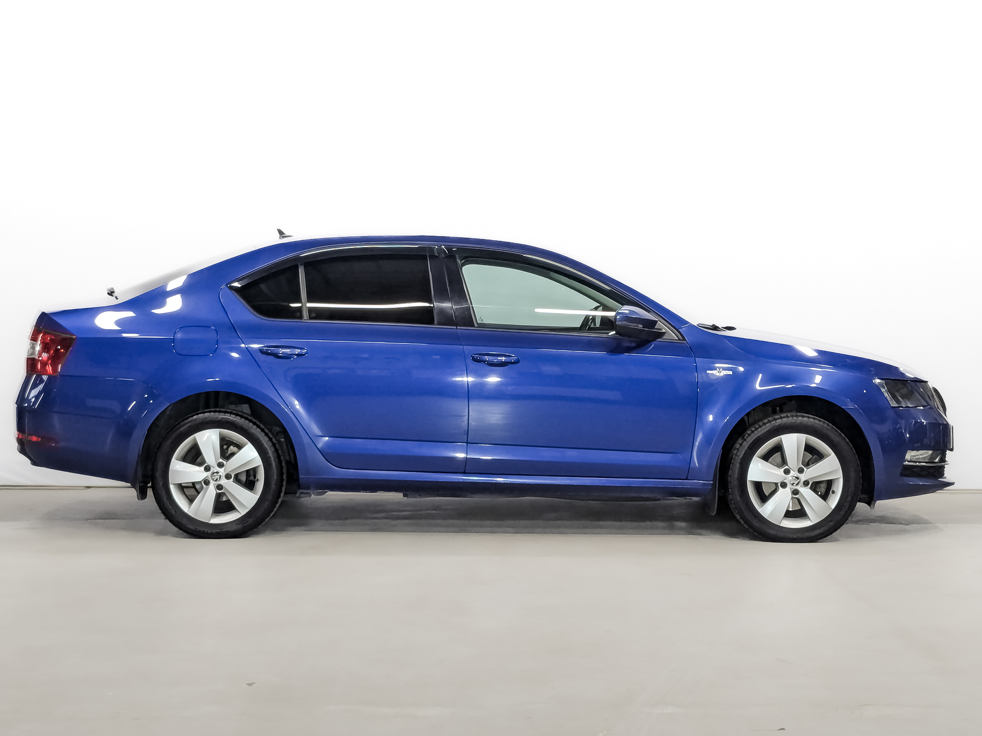 SKODA Octavia 1.60 (110 л.с), автомат, 2019, пробег 91 035 км