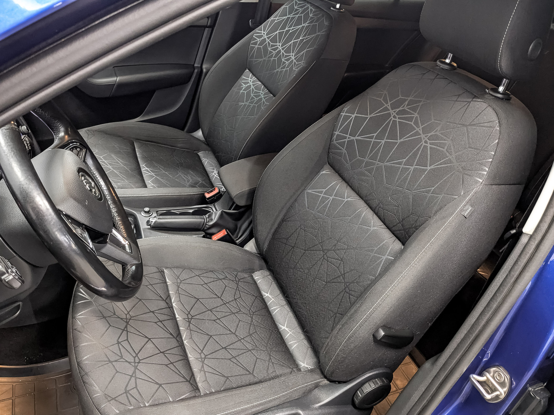 SKODA Octavia 1.60 (110 л.с), автомат, 2019, пробег 91 035 км