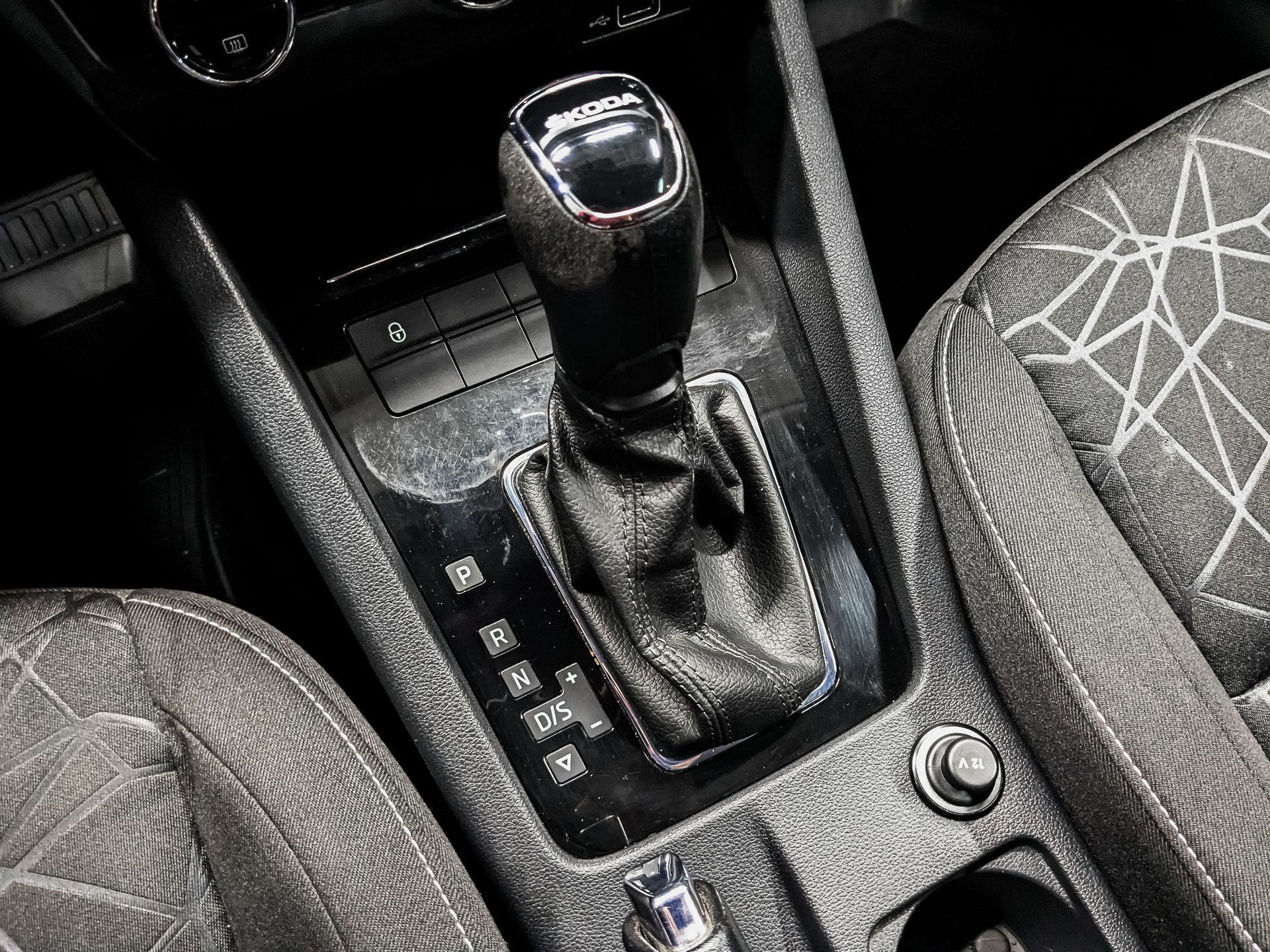 SKODA Octavia 1.60 (110 л.с), автомат, 2019, пробег 91 035 км