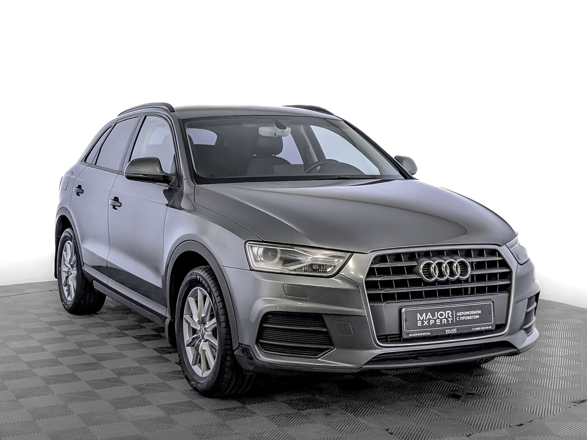 AUDI Q3 2.00 (180 л.с), автомат, 2015, пробег 88 475 км