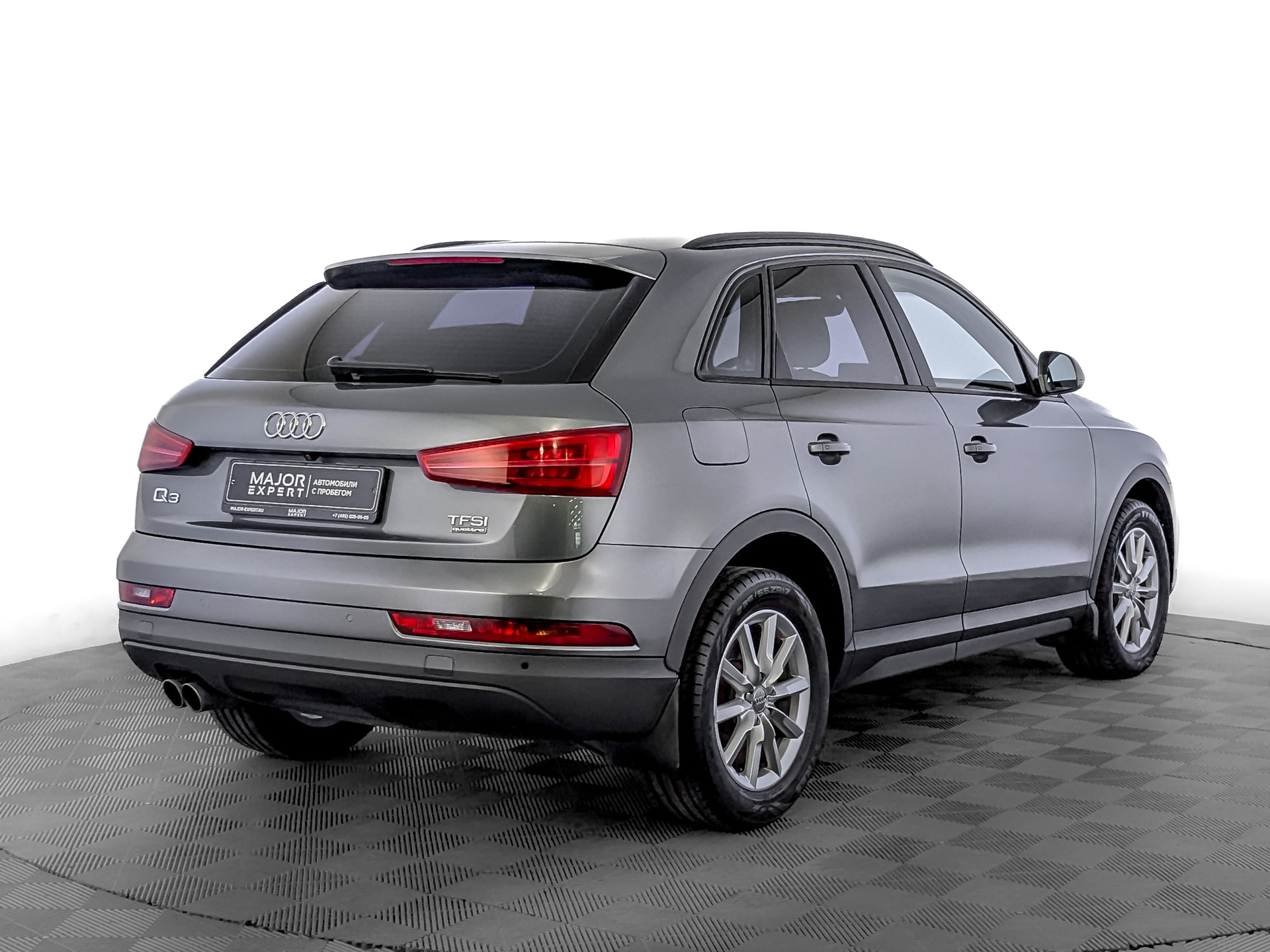 AUDI Q3 2.00 (180 л.с), автомат, 2015, пробег 88 475 км