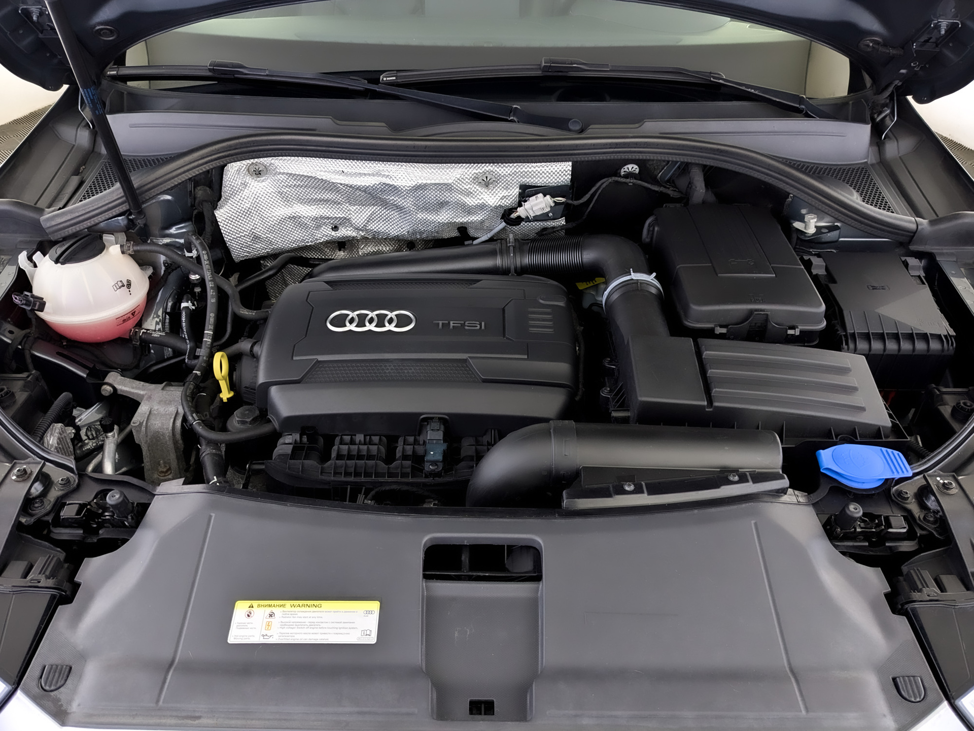 AUDI Q3 2.00 (180 л.с), автомат, 2015, пробег 88 475 км
