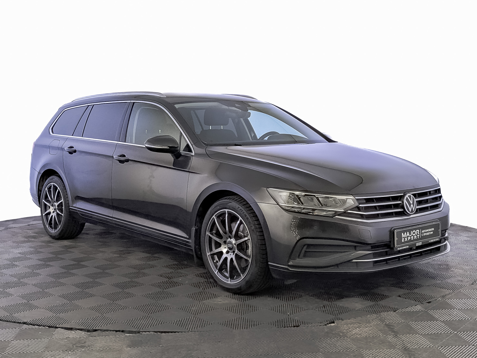 VOLKSWAGEN Passat 1.50 (150 л.с), автомат, 2021, пробег 119 353 км