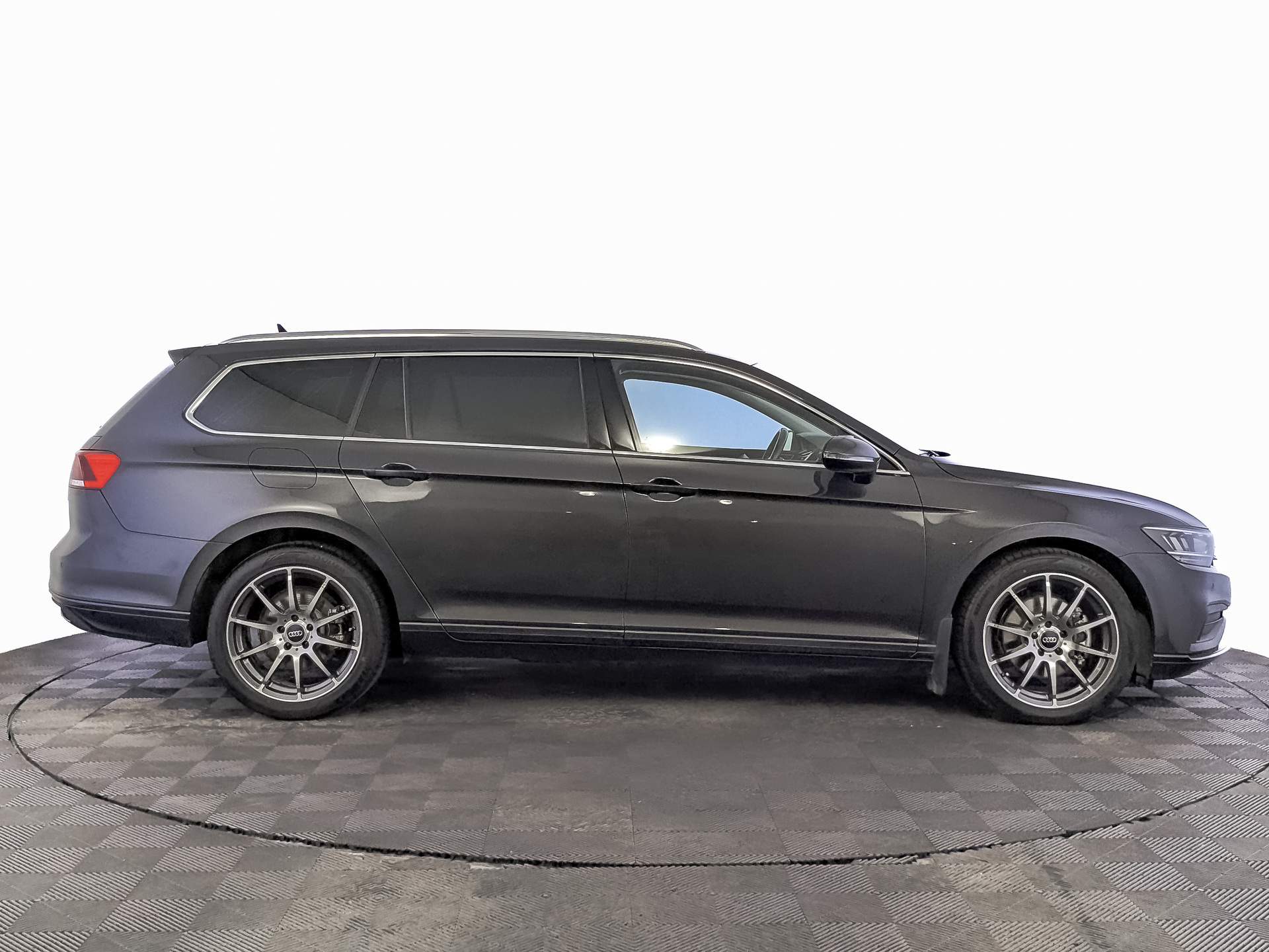 VOLKSWAGEN Passat 1.50 (150 л.с), автомат, 2021, пробег 119 353 км