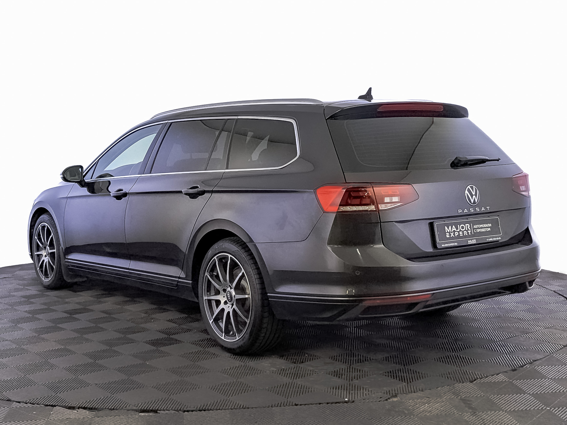 VOLKSWAGEN Passat 1.50 (150 л.с), автомат, 2021, пробег 119 353 км