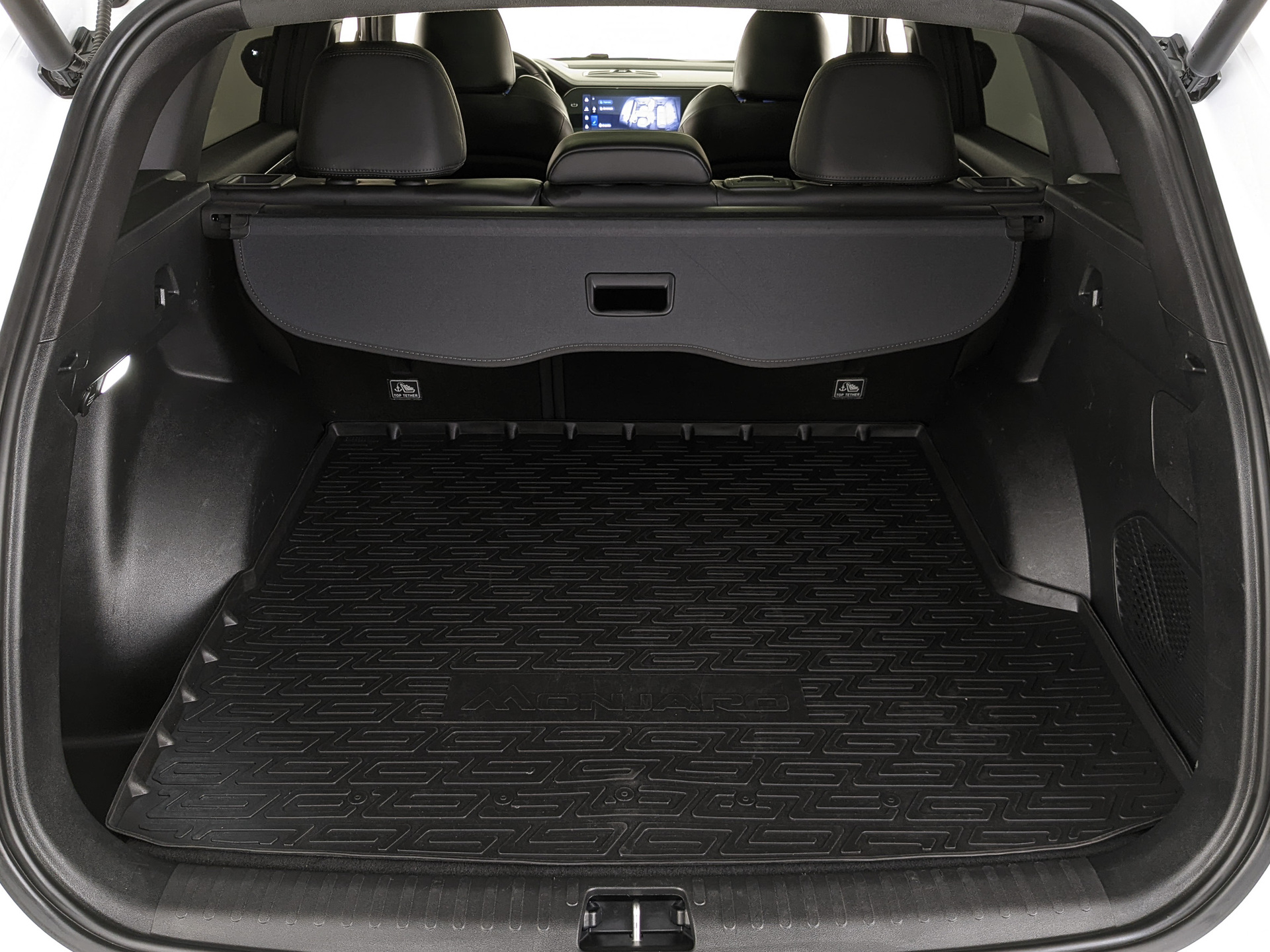 GEELY Monjaro 2.00 (238 л.с), автомат, 2024, пробег 66 069 км