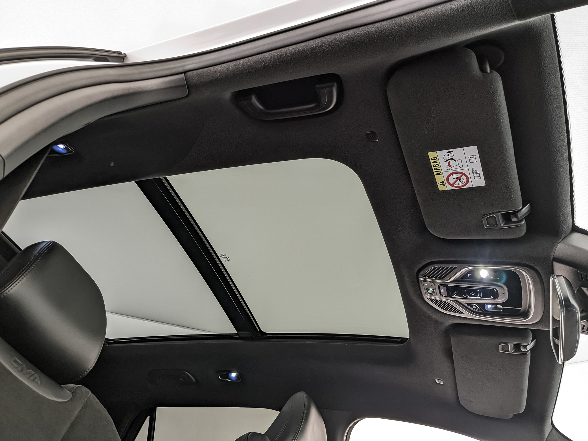 GEELY Monjaro 2.00 (238 л.с), автомат, 2024, пробег 66 069 км