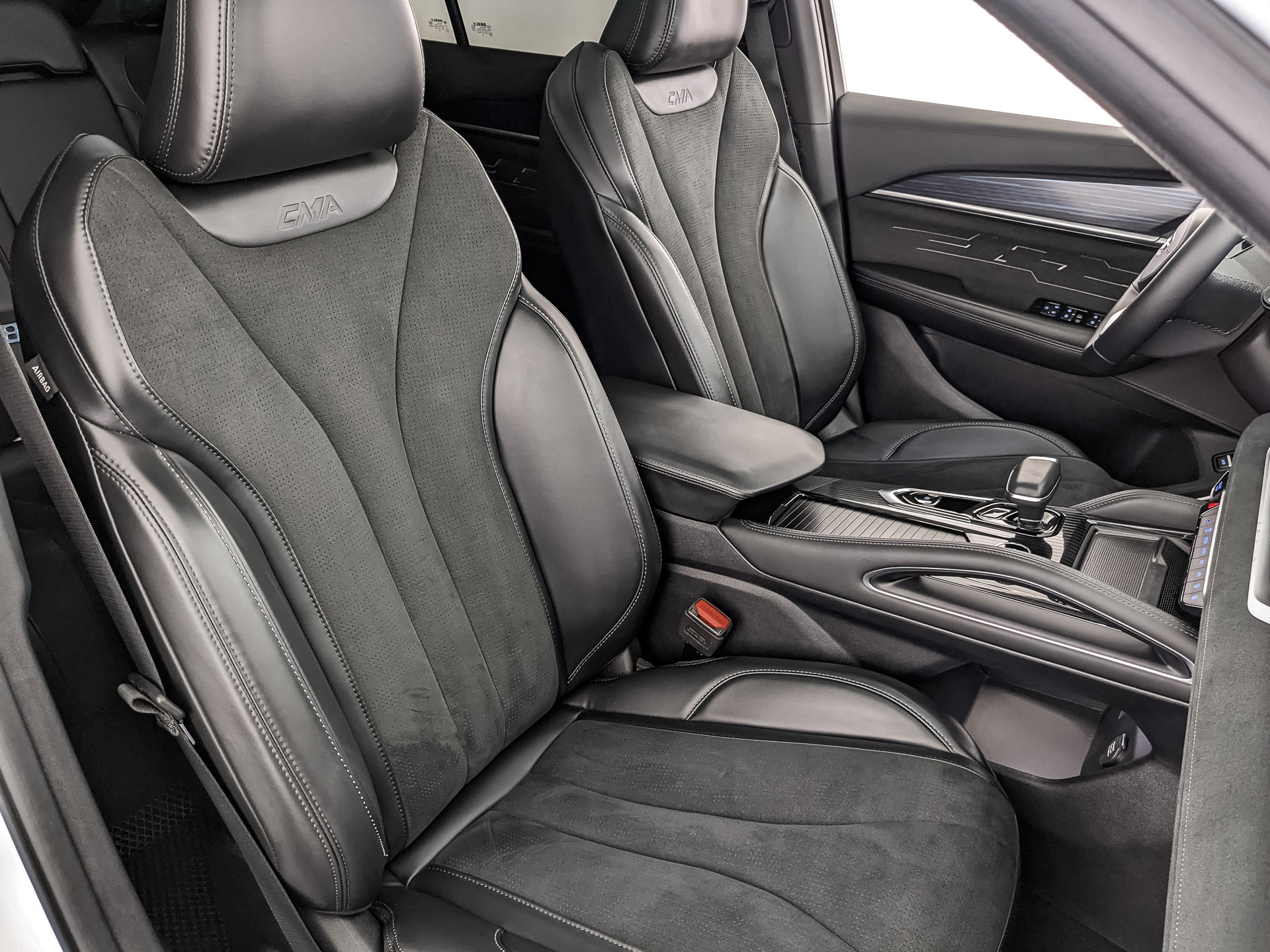 GEELY Monjaro 2.00 (238 л.с), автомат, 2024, пробег 66 069 км