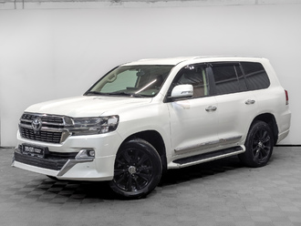 TOYOTA Land Cruiser 200