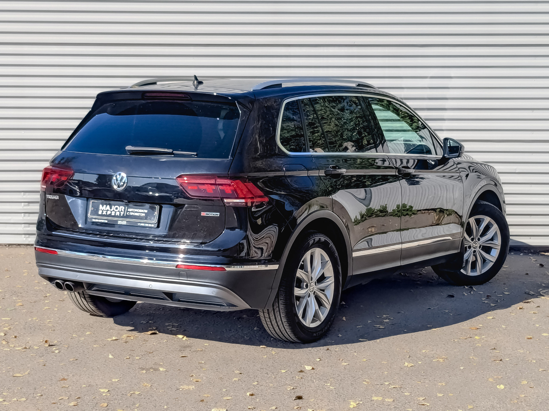 VOLKSWAGEN Tiguan 1.40 (150 л.с), автомат, 2018, пробег 105 348 км