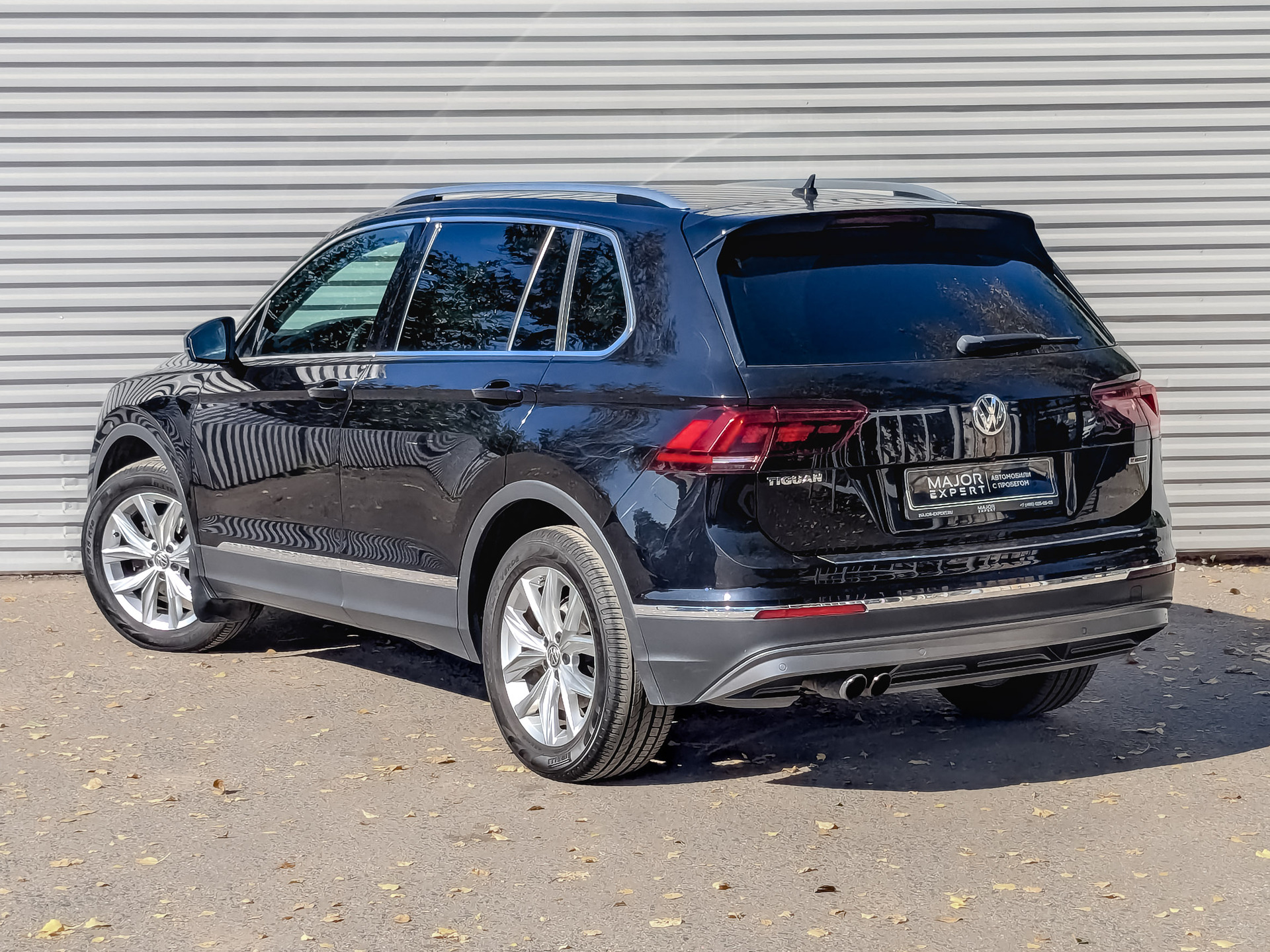 VOLKSWAGEN Tiguan 1.40 (150 л.с), автомат, 2018, пробег 105 348 км