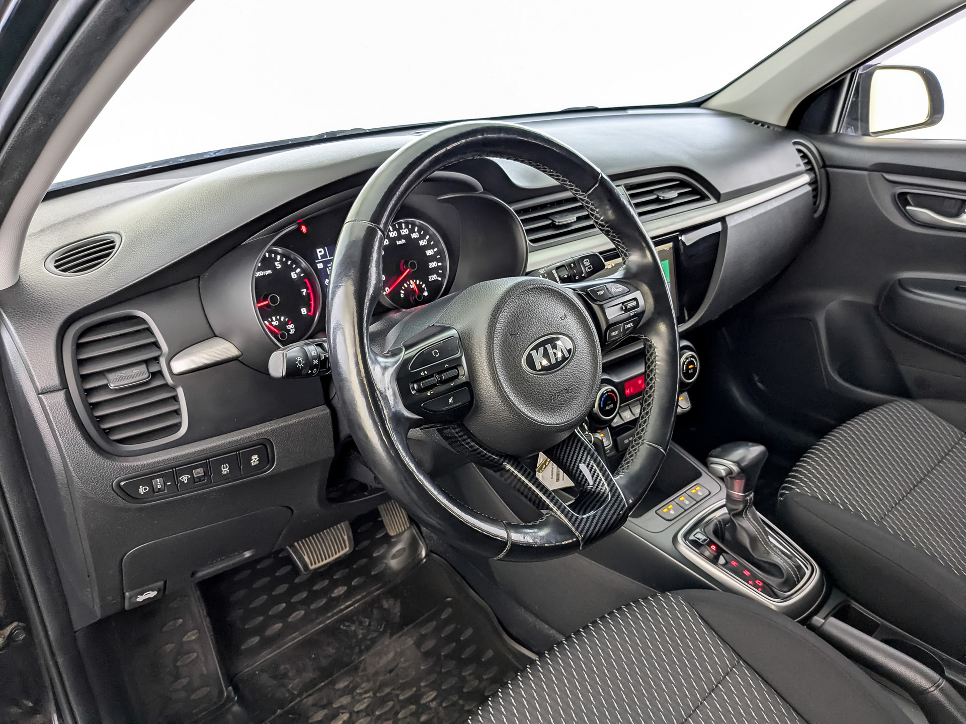 KIA Rio X 1.60 (123 л.с), автомат, 2018, пробег 182 068 км