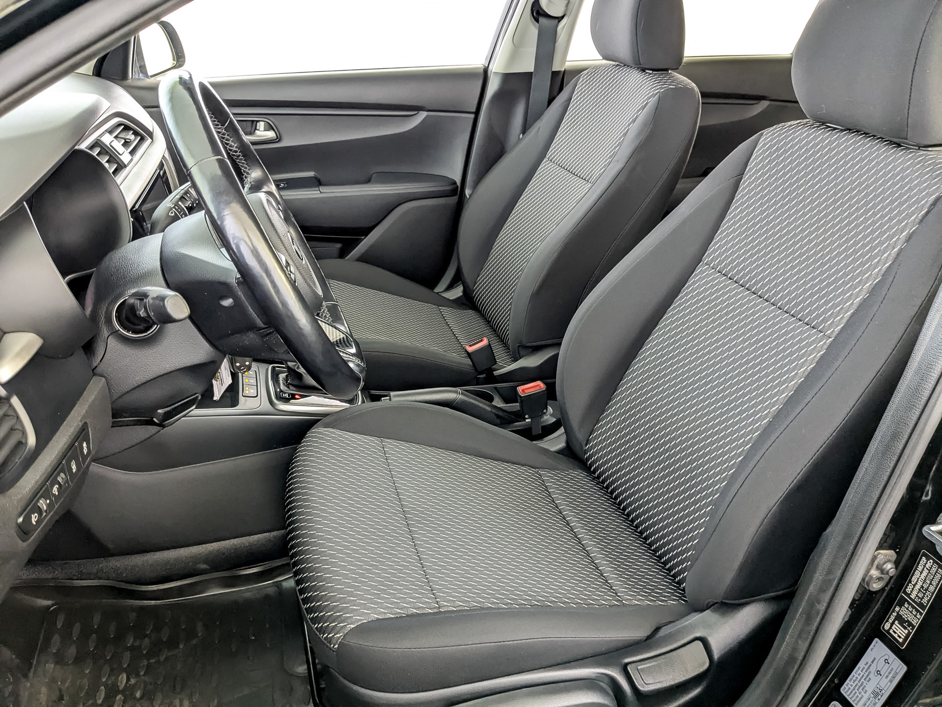 KIA Rio X 1.60 (123 л.с), автомат, 2018, пробег 182 068 км
