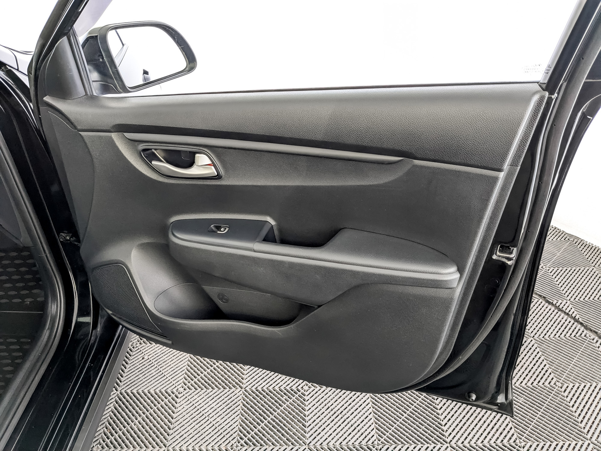 KIA Rio X 1.60 (123 л.с), автомат, 2018, пробег 182 068 км