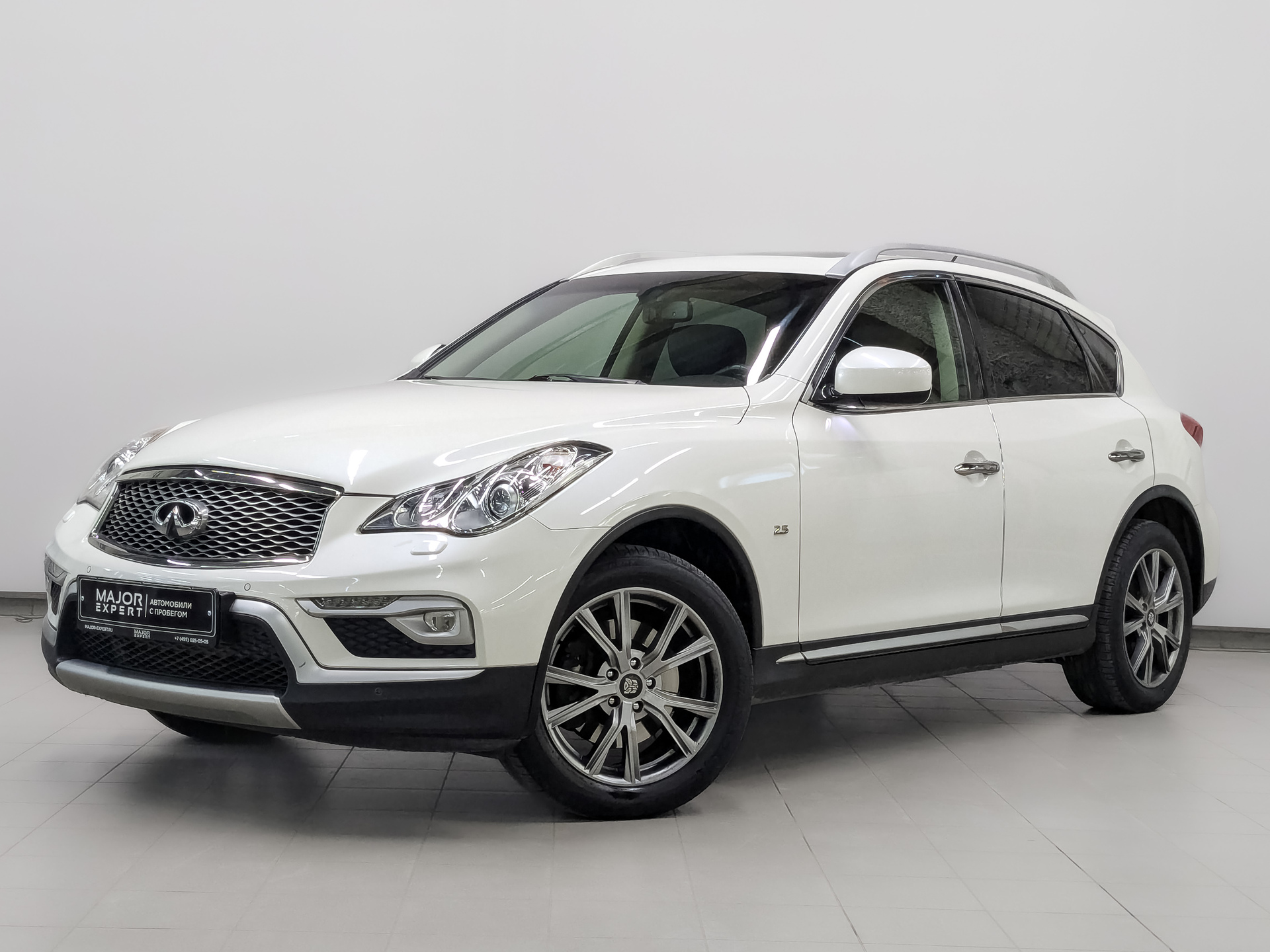 INFINITI QX50 2.50 (222 л.с), автомат, 2016, пробег 80 485 км
