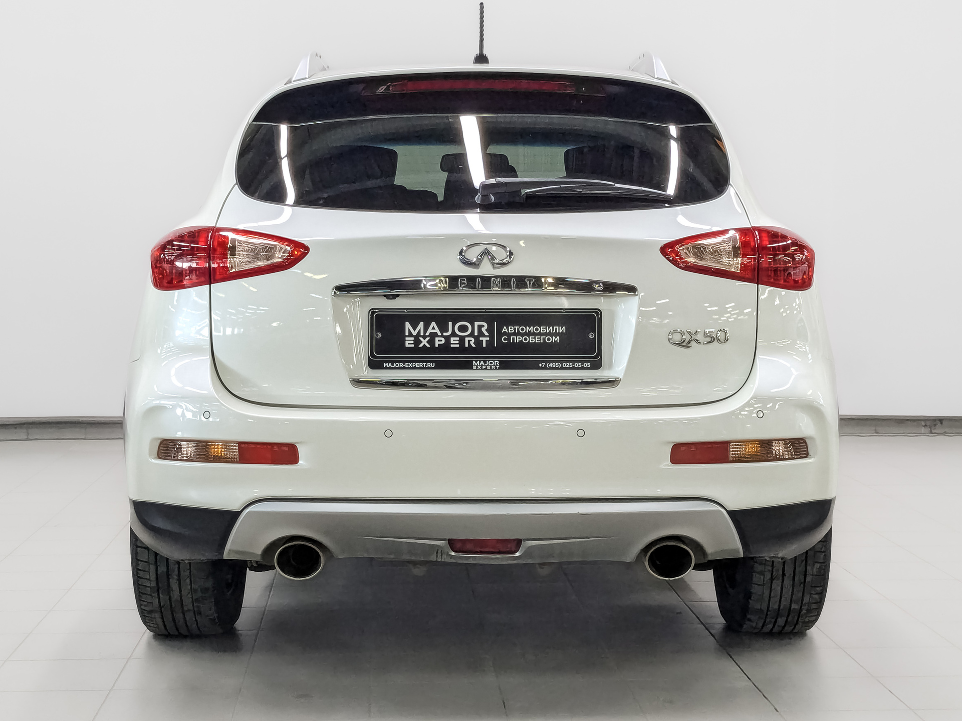 INFINITI QX50 2.50 (222 л.с), автомат, 2016, пробег 80 485 км
