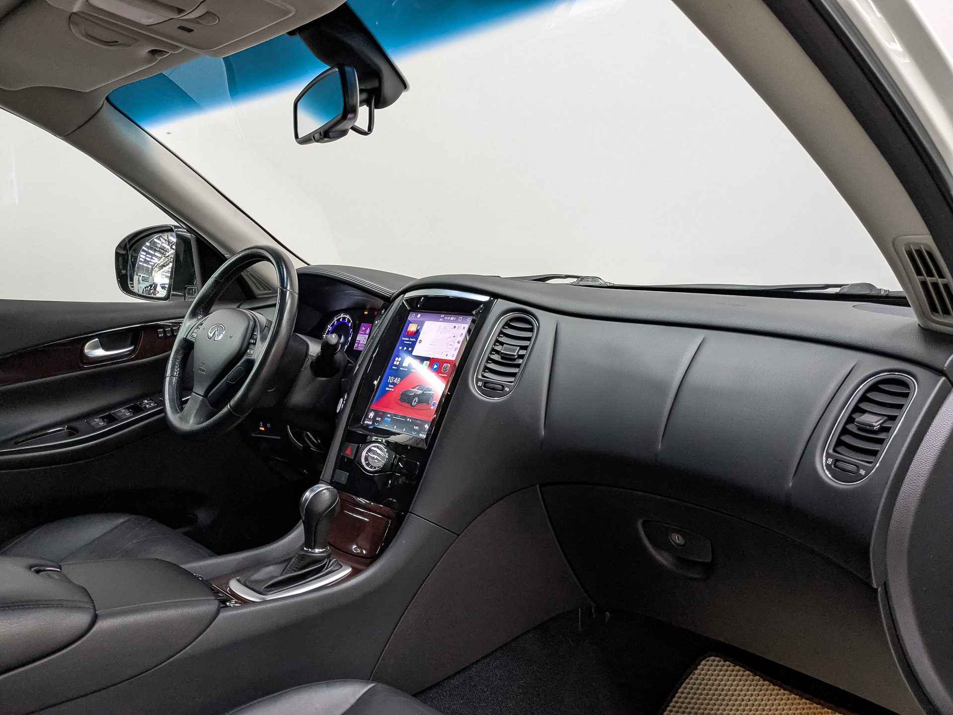 INFINITI QX50 2.50 (222 л.с), автомат, 2016, пробег 80 485 км