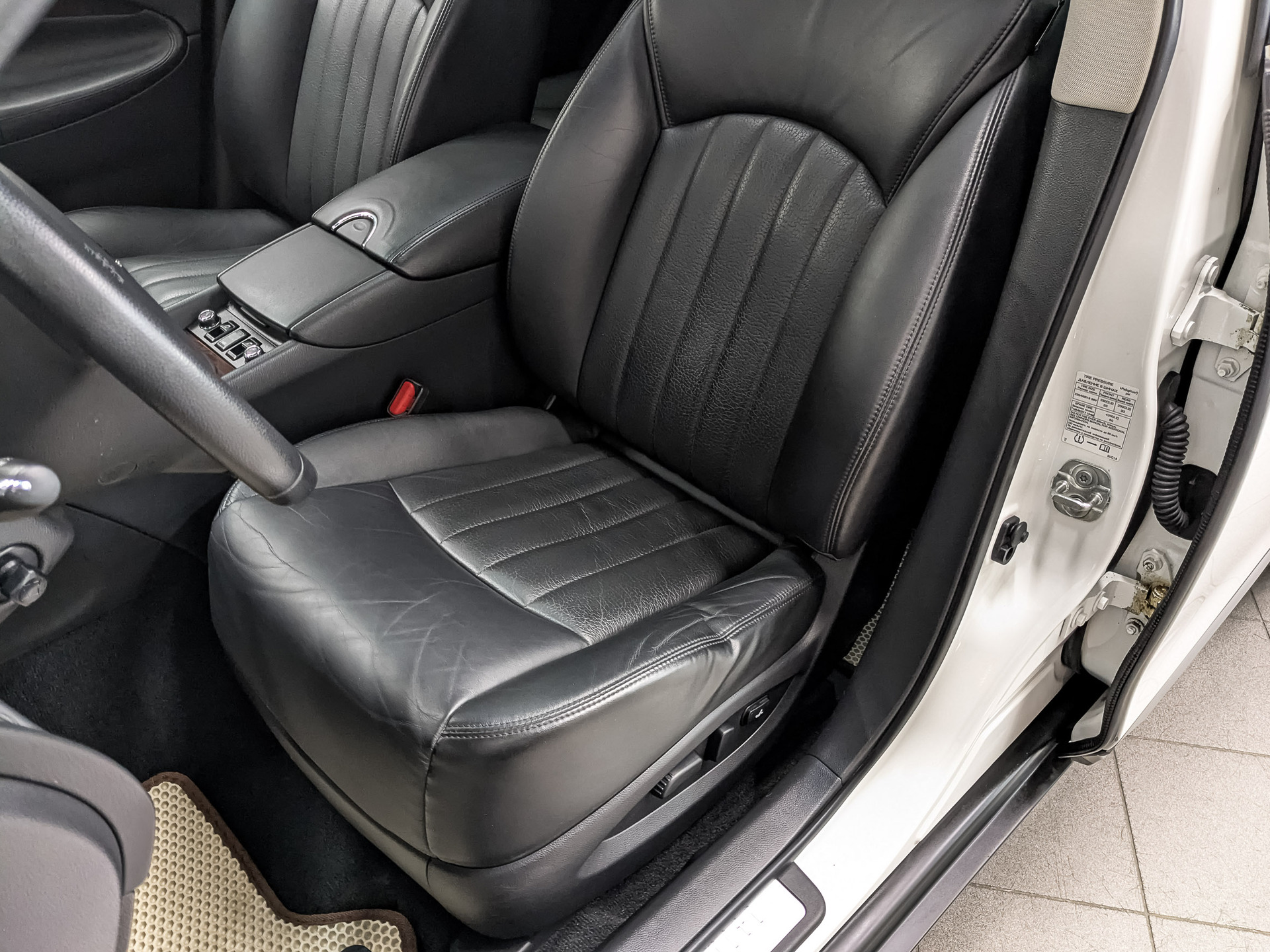 INFINITI QX50 2.50 (222 л.с), автомат, 2016, пробег 80 485 км