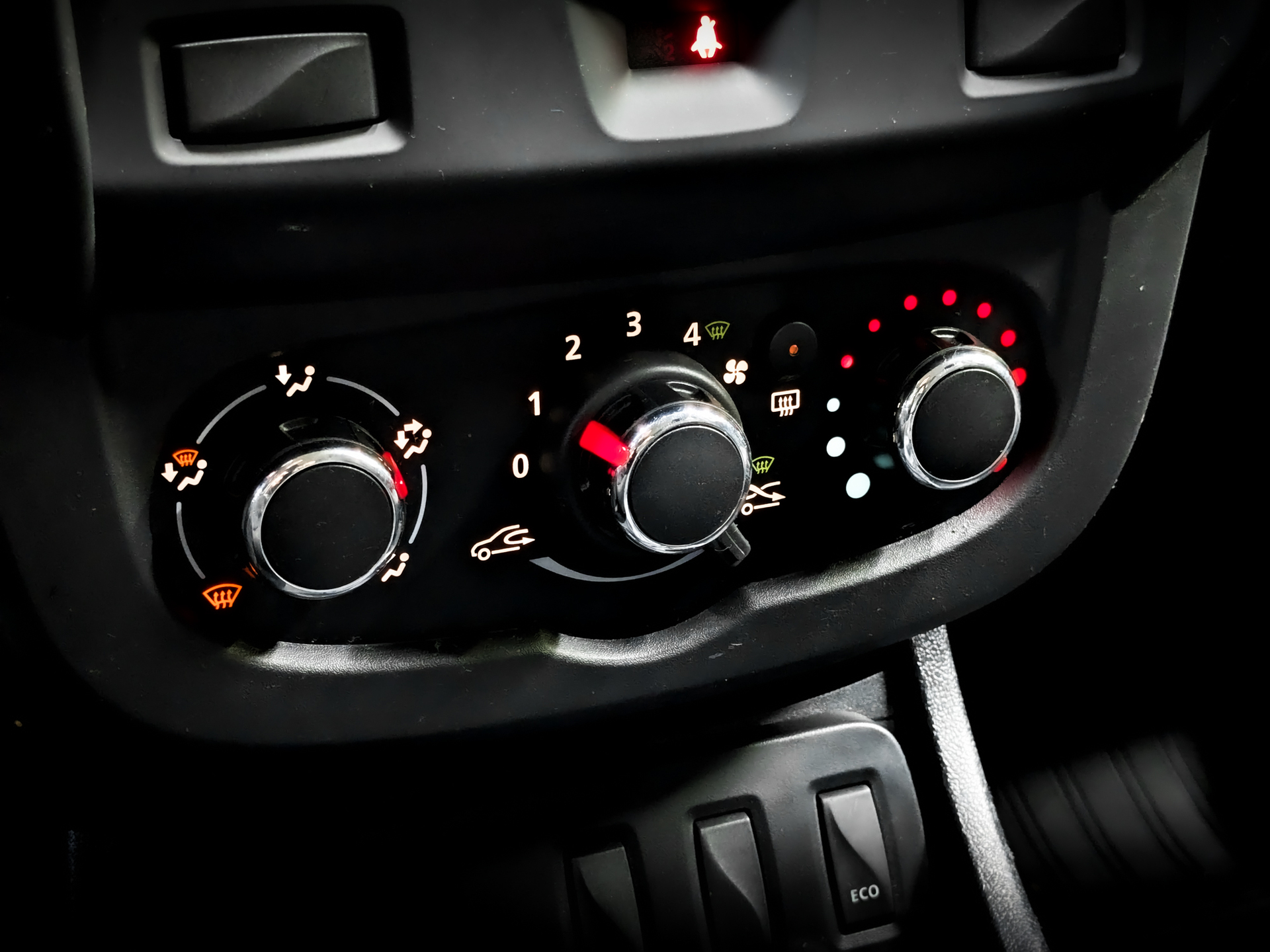 RENAULT Duster 1.60 (114 л.с), механическая, 2018, пробег 44 998 км