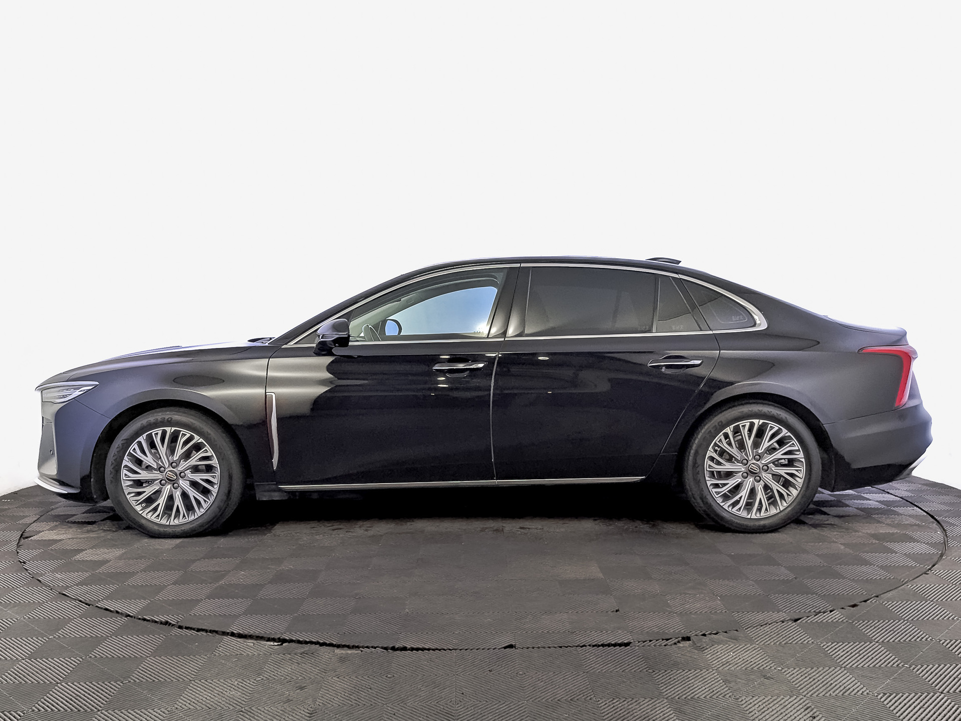 HONGQI H5 II 2.00 (218 л.с), автомат, 2023, пробег 66 044 км