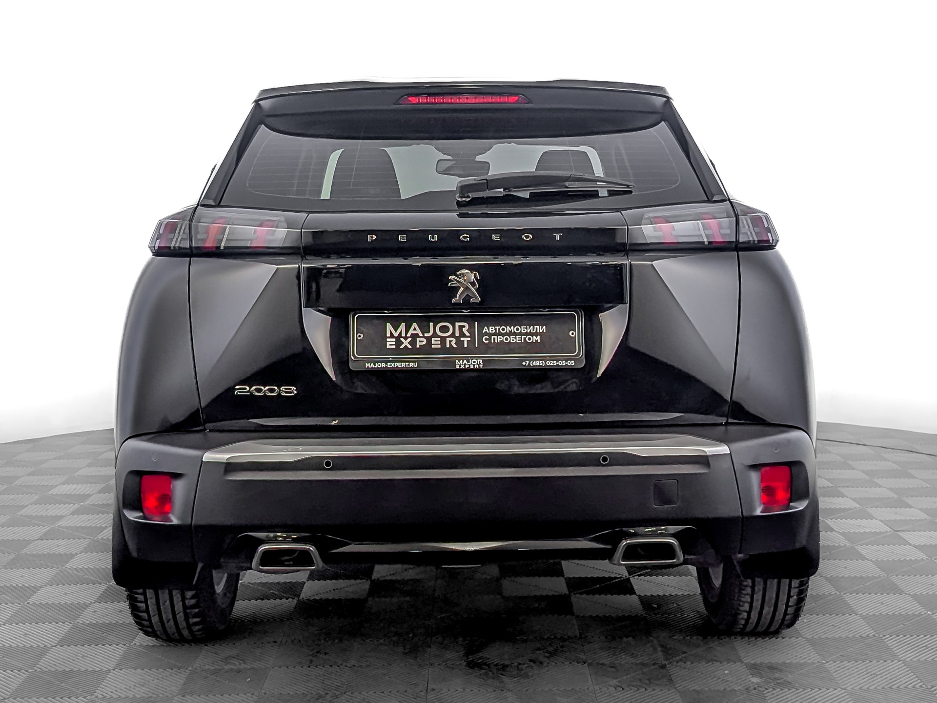 PEUGEOT 2008 1.20 (130 л.с), автомат, 2021, пробег 118 589 км