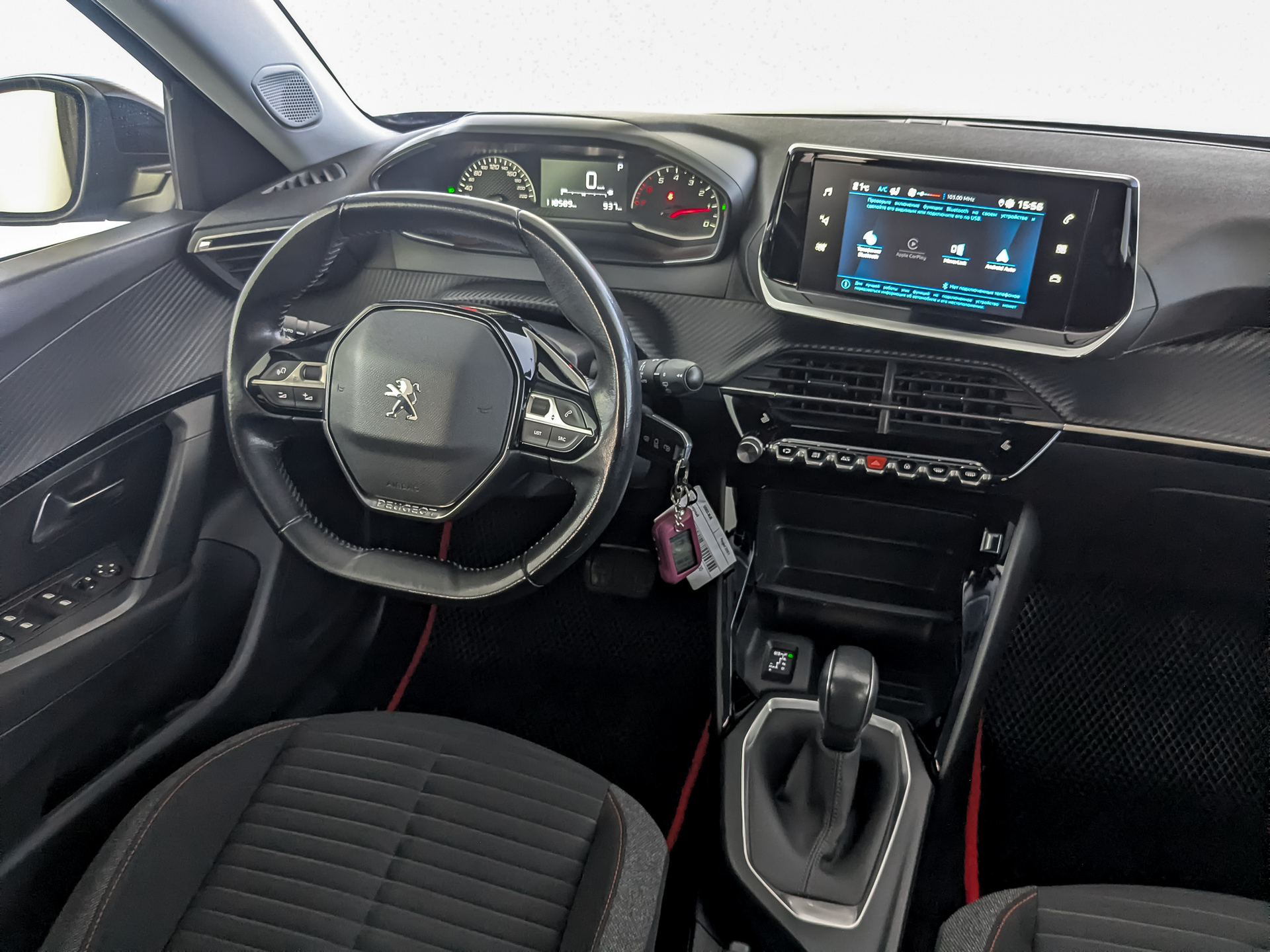 PEUGEOT 2008 1.20 (130 л.с), автомат, 2021, пробег 118 589 км