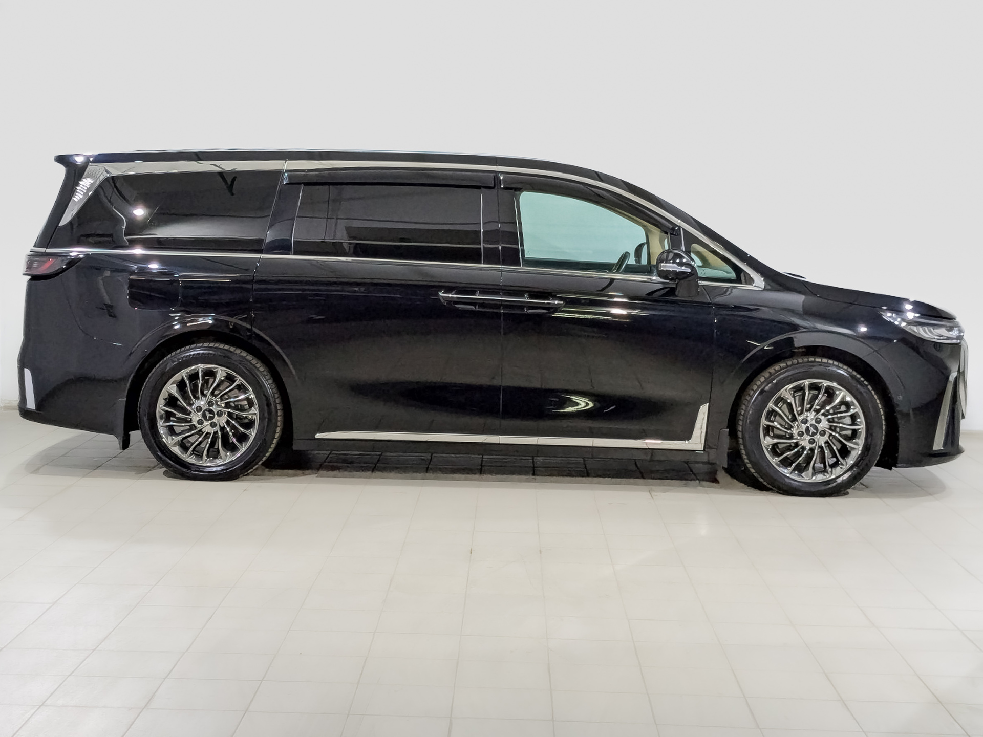 VOYAH Dream 1.50 (299 л.с), автомат, 2023, пробег 68 729 км