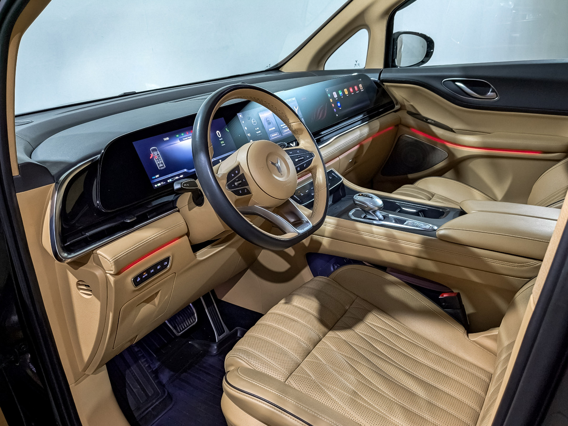 VOYAH Dream 1.50 (299 л.с), автомат, 2023, пробег 68 729 км
