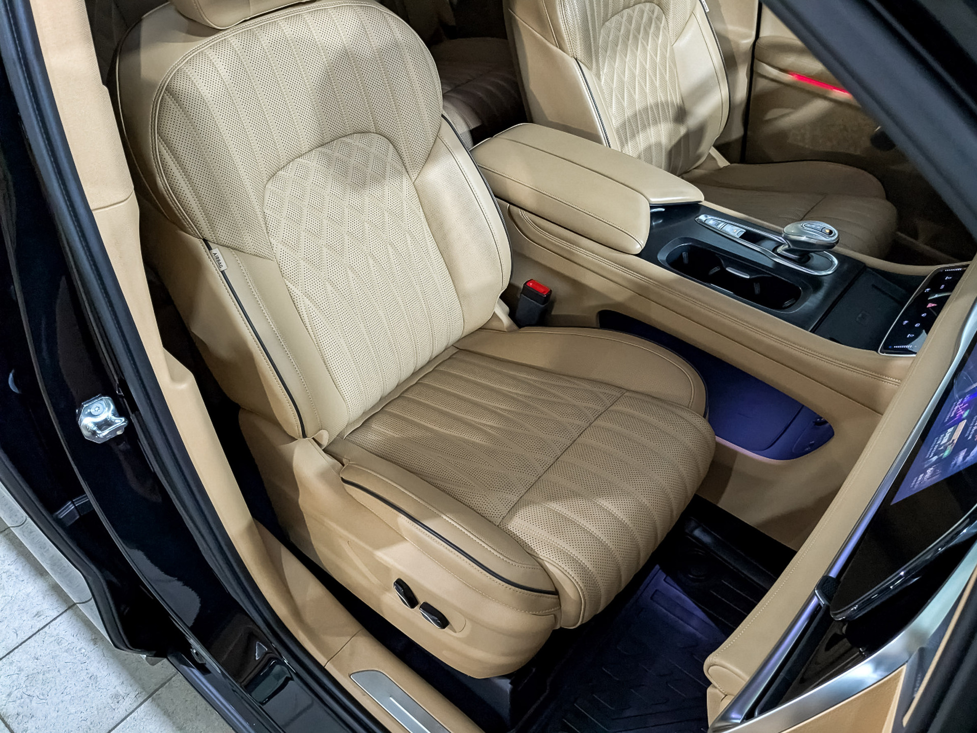 VOYAH Dream 1.50 (299 л.с), автомат, 2023, пробег 68 729 км