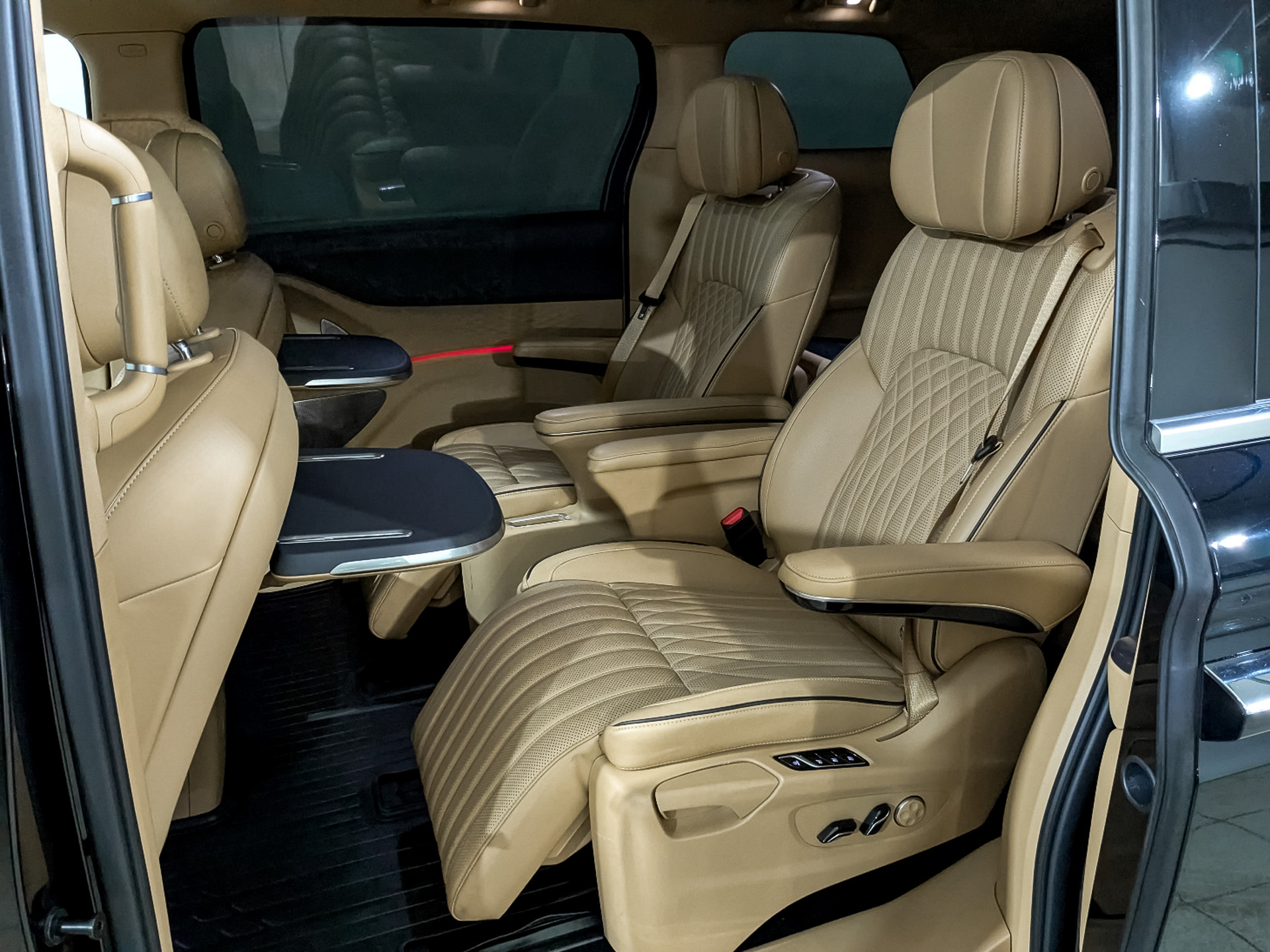 VOYAH Dream 1.50 (299 л.с), автомат, 2023, пробег 68 729 км