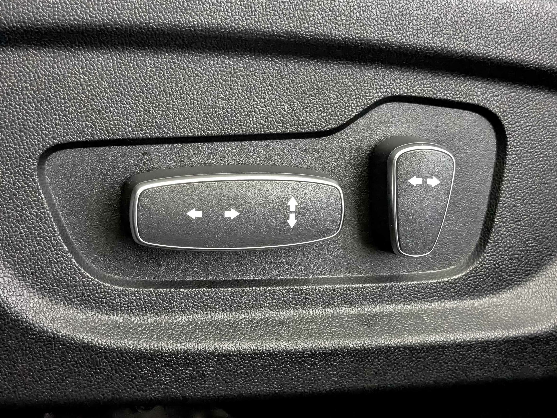 CHANGAN Lamore 1.50 (181 л.с), автомат, 2023, пробег 21 400 км