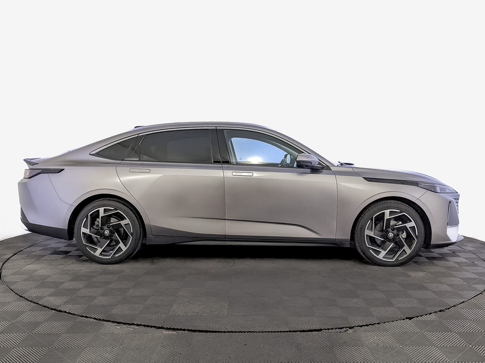 Фото Changan Lamore с пробегом 21 400 км