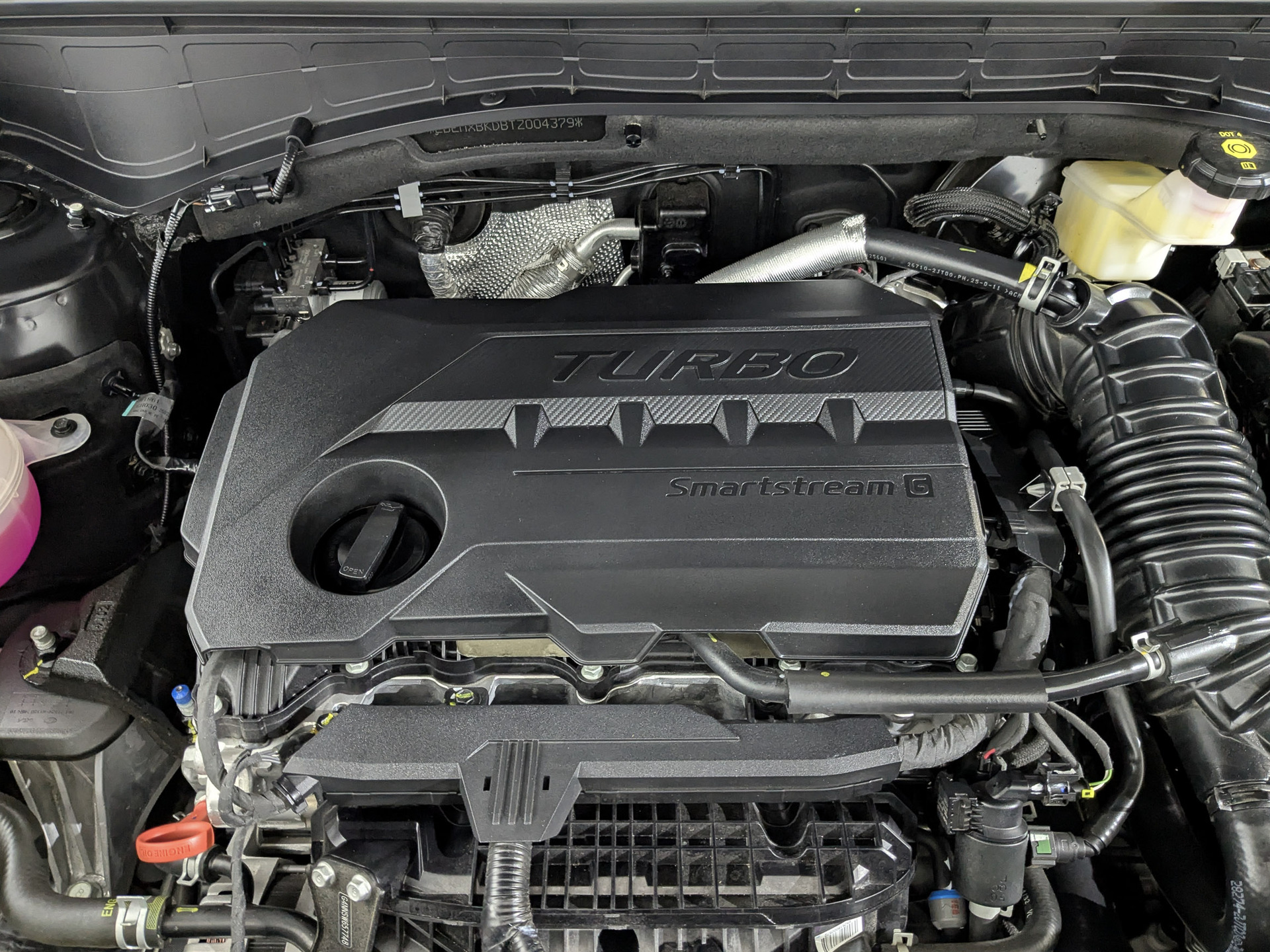 HYUNDAI Santa Fe 2.00 (247 л.с), автомат, 2025, пробег 2 852 км