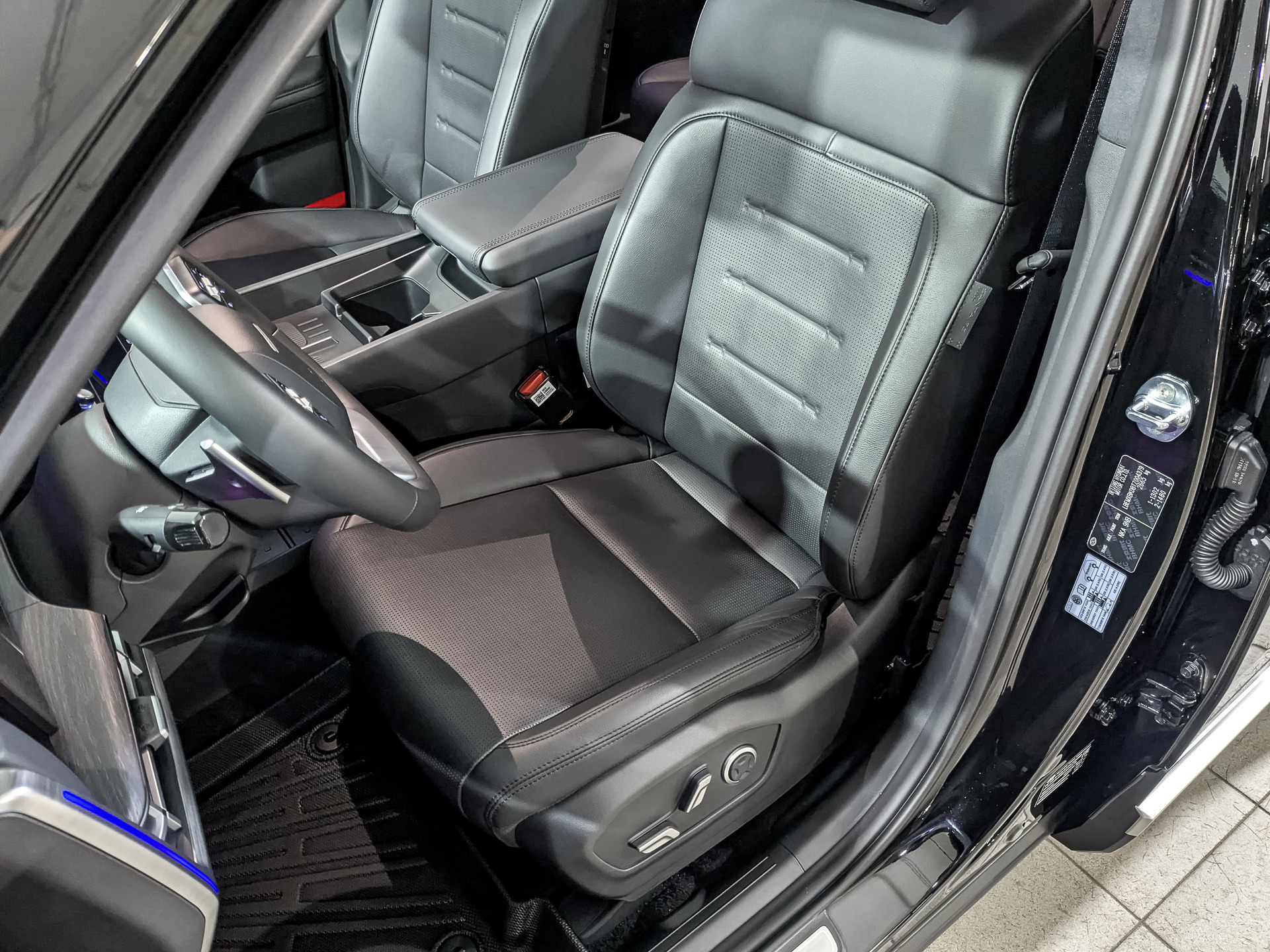 HYUNDAI Santa Fe 2.00 (247 л.с), автомат, 2025, пробег 2 852 км