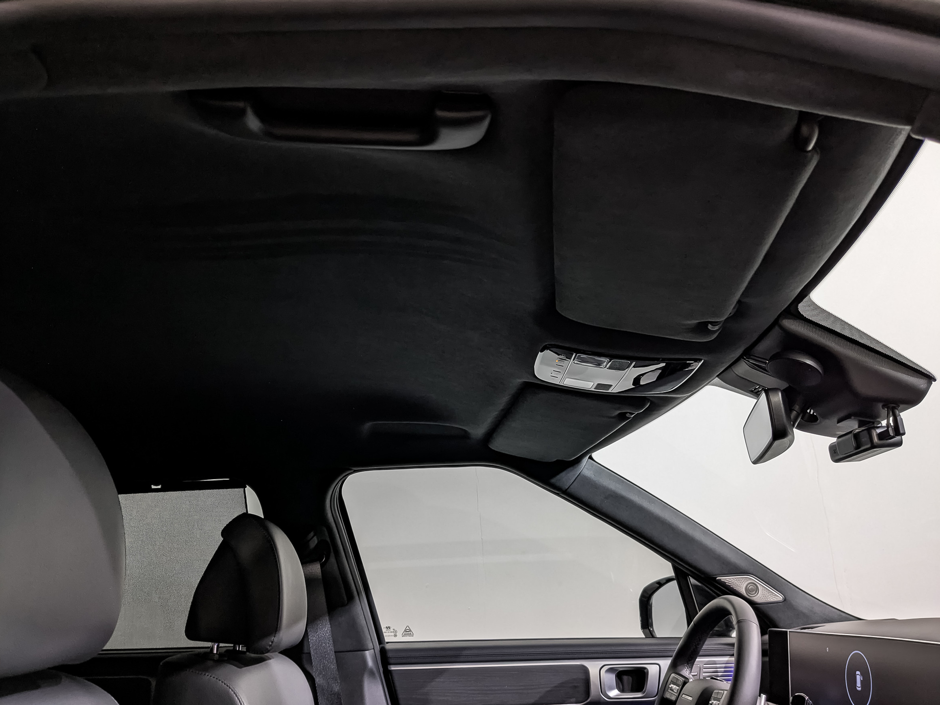 HYUNDAI Santa Fe 2.00 (247 л.с), автомат, 2025, пробег 2 852 км