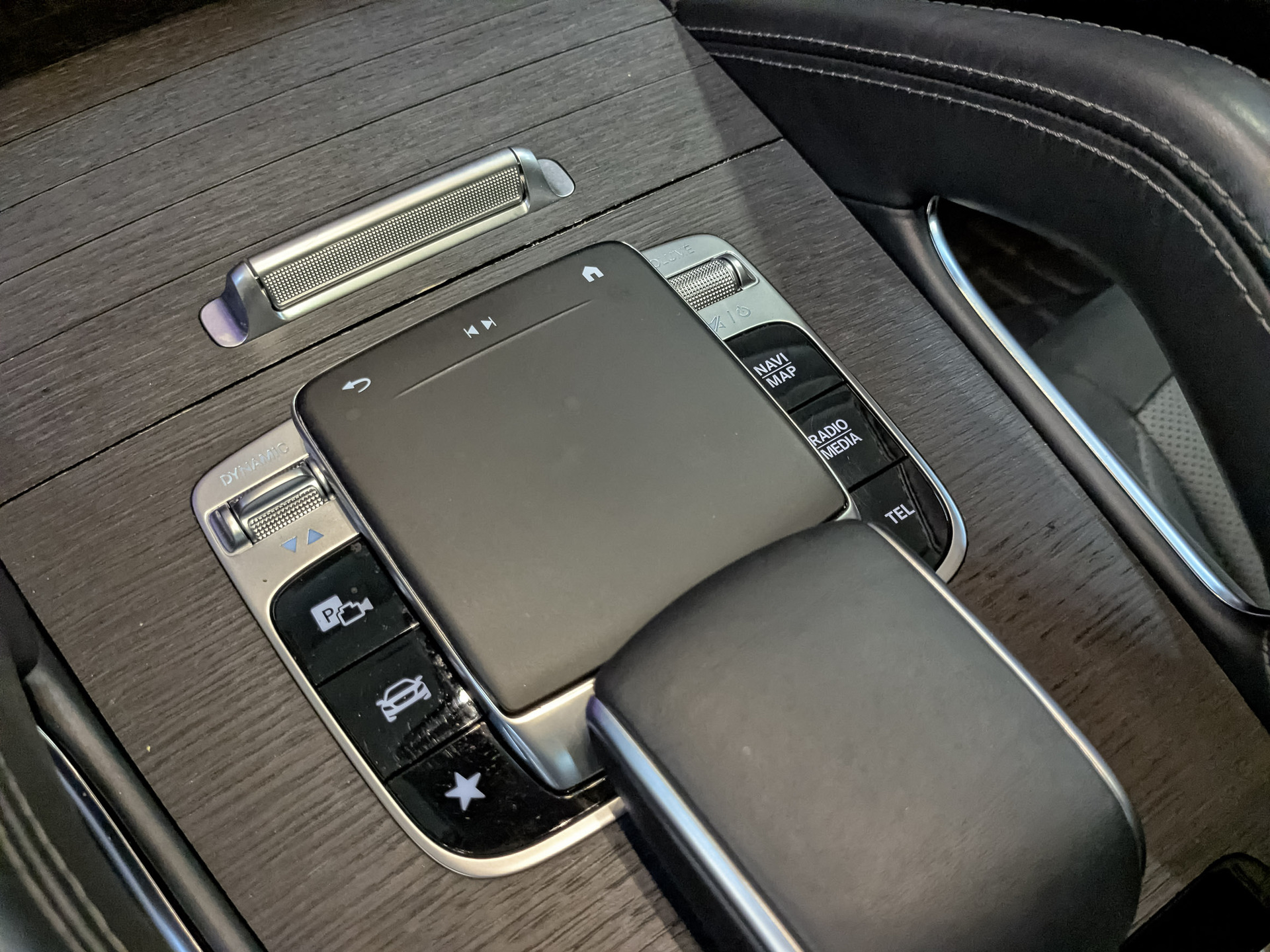 MERCEDES-BENZ GLE 53 AMG 4M 3.00 (435 л.с), автомат, 2020, пробег 88 759 км