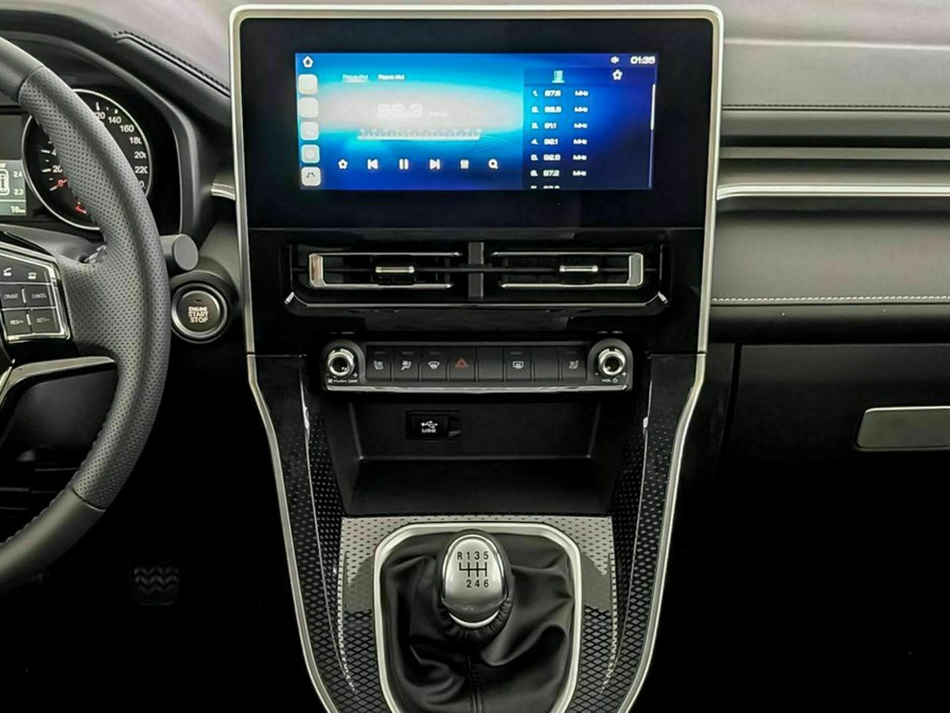 Фото Haval M6 Оптимум 1.5T/143 6MT 2WD