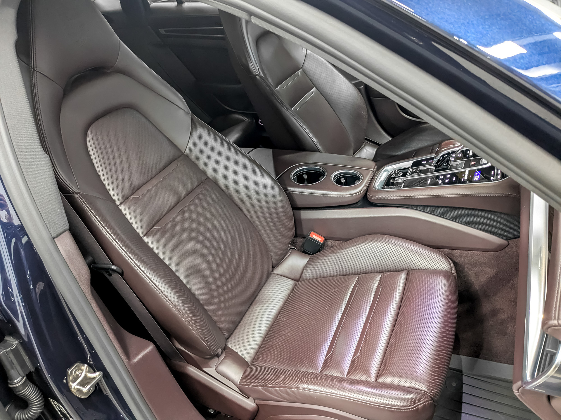PORSCHE Panamera 2.90 (330 л.с), автомат, 2017, пробег 109 000 км