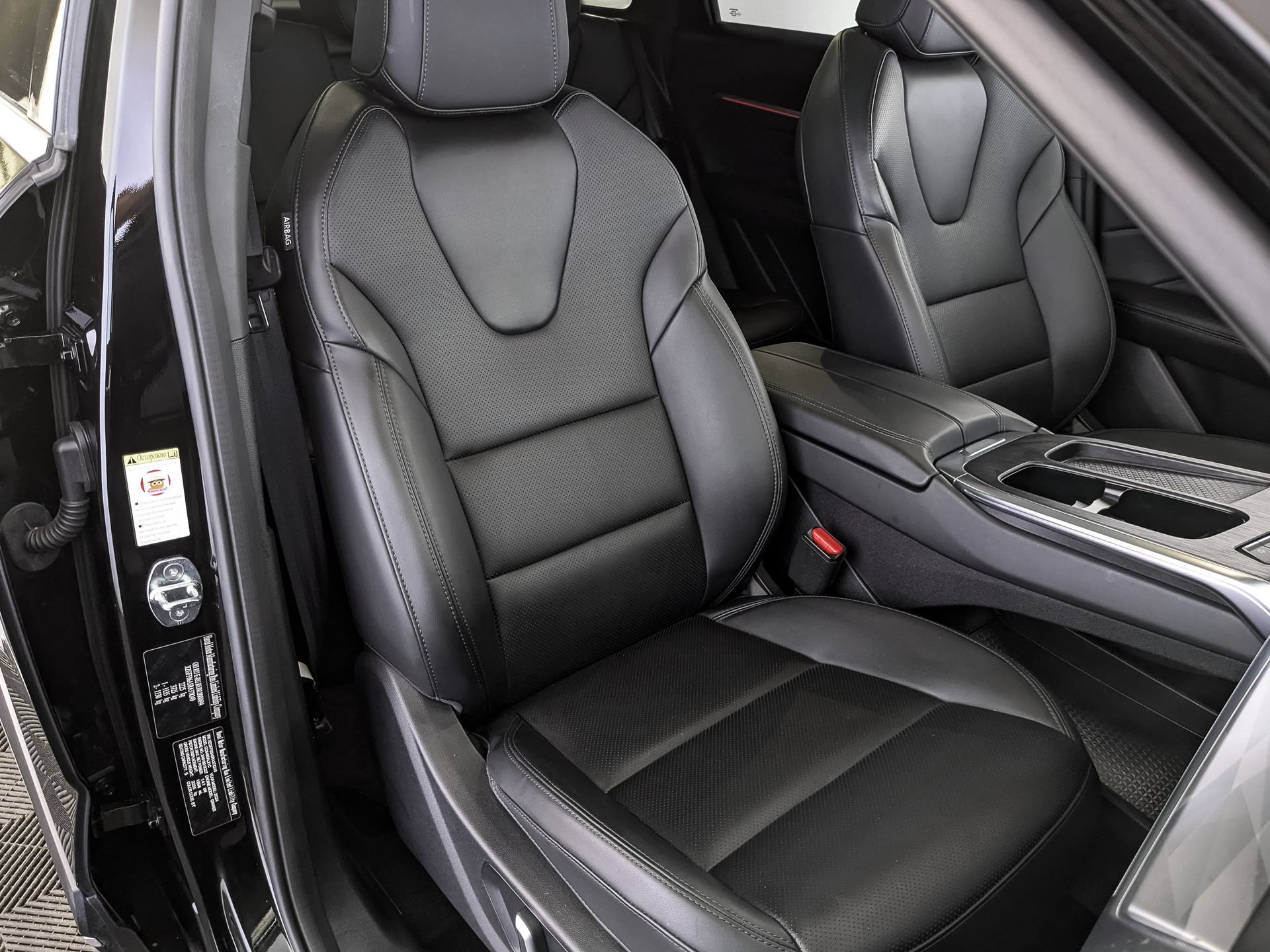 HAVAL F7 2.00 (192 л.с), автомат, 2024, пробег 33 806 км