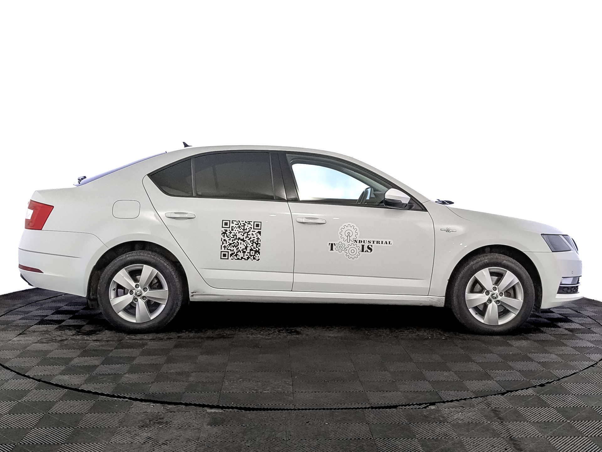 SKODA Octavia 1.40 (150 л.с), автомат, 2019, пробег 148 647 км