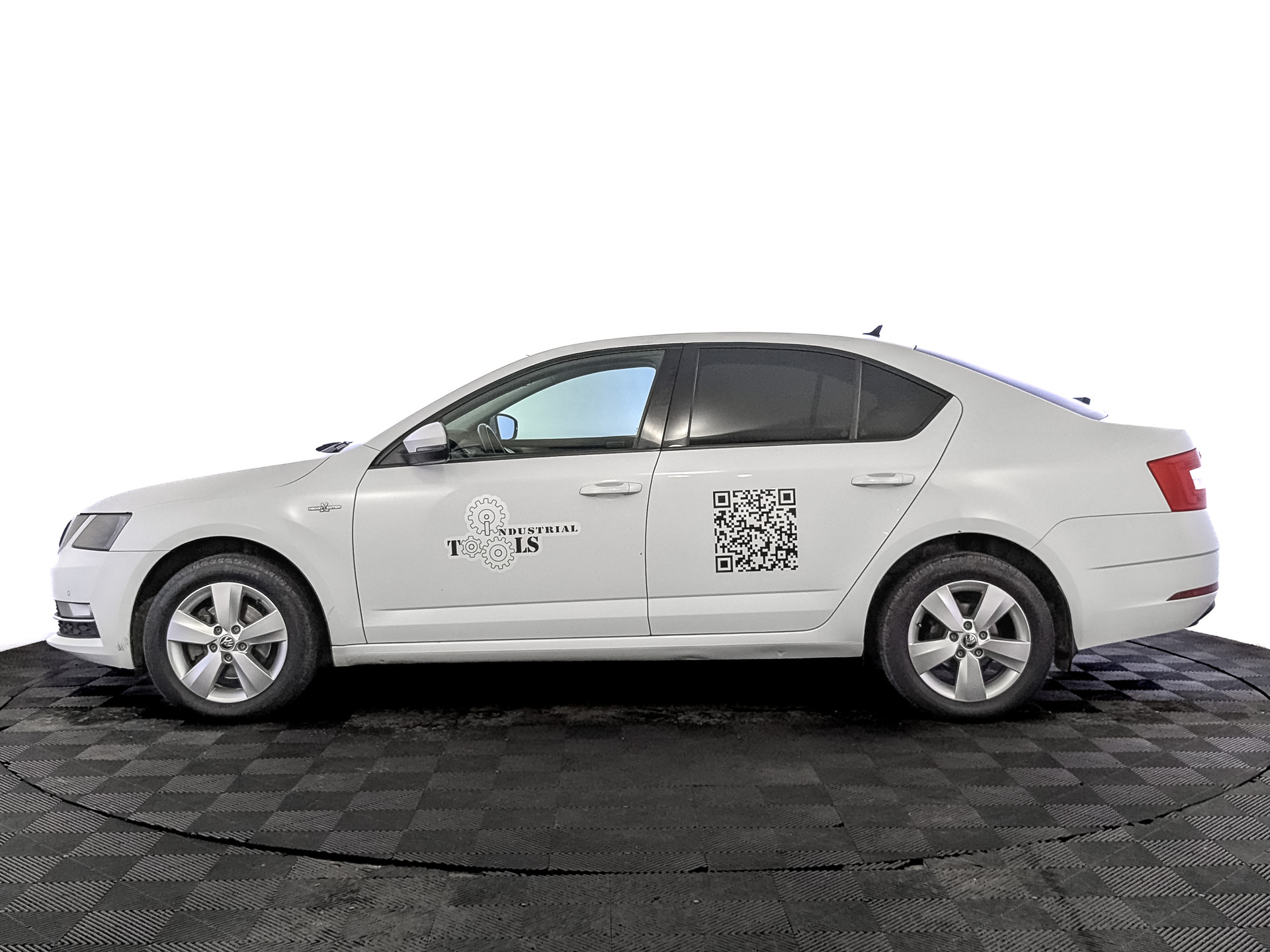 SKODA Octavia 1.40 (150 л.с), автомат, 2019, пробег 148 647 км
