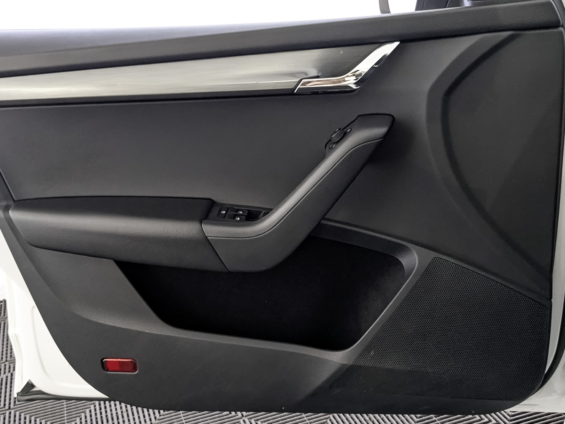 SKODA Octavia 1.40 (150 л.с), автомат, 2019, пробег 148 647 км